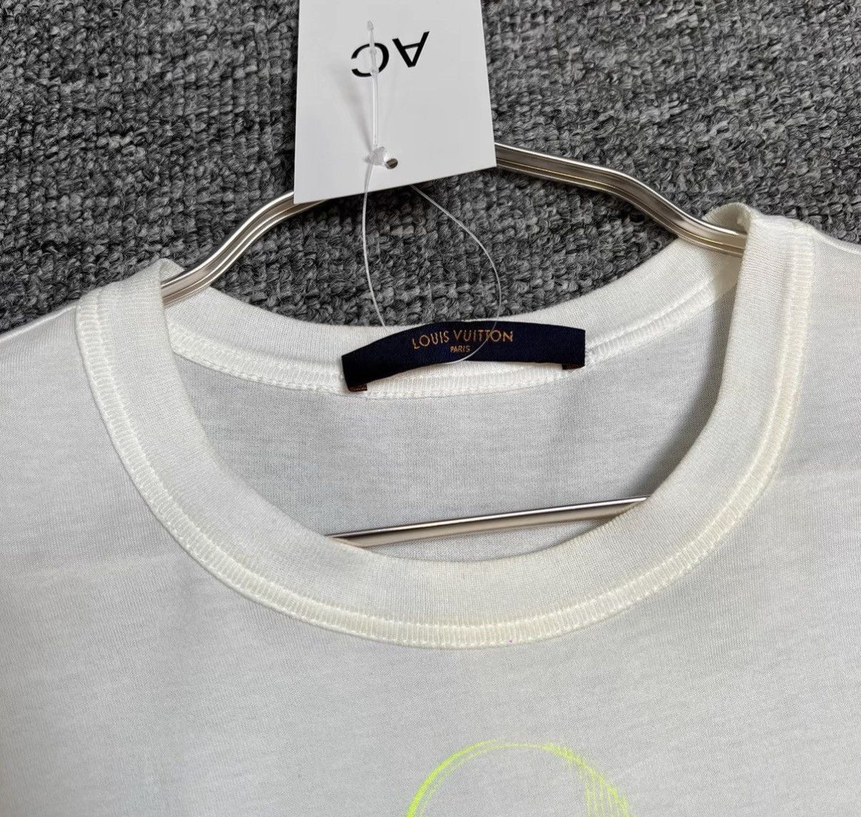 Louis Vuitton Louis Vuitton Sunflower Short Sleeve K12 Size US S / EU 44-46 / 1 - 3 Thumbnail