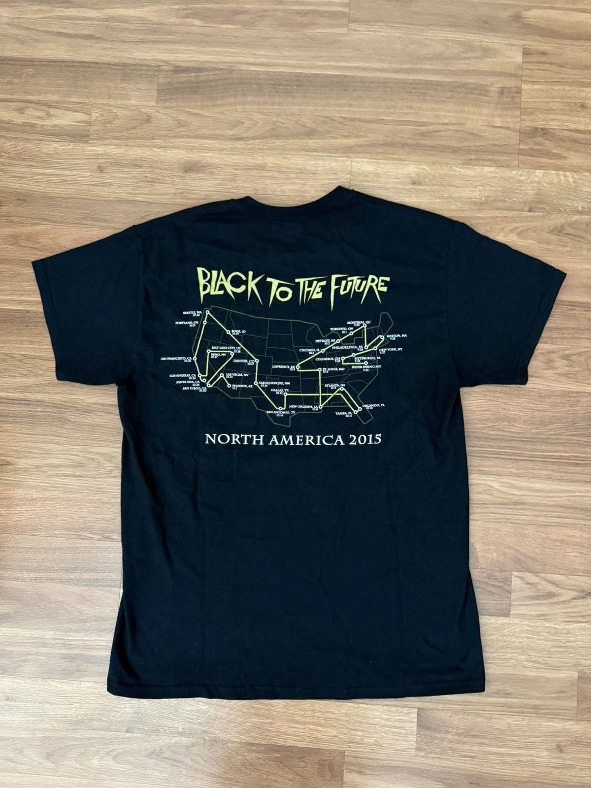 Vintage vintage vtg ghost back to the future tour 2015 tour shirt Size US M / EU 48-50 / 2 - 3 Thumbnail