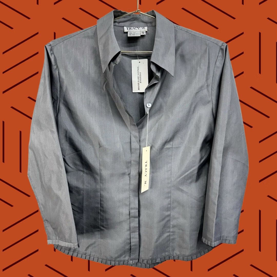 Vintage TRACY M. Silk Long Sleeve Button-Up Shirt Women’s Small NEW Silver Gray Size S / US 4 / IT 40 - 1 Thumbnail