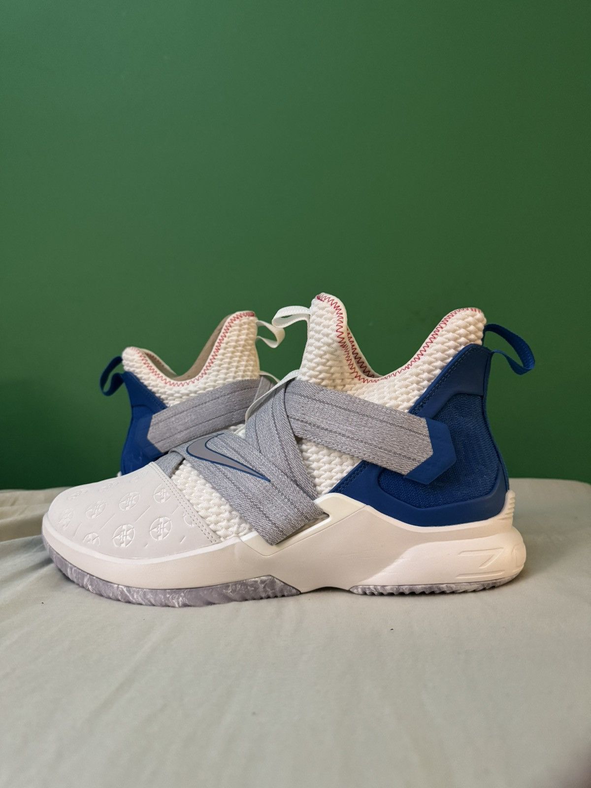 Nike Nike LeBron soldier 12 2018 Size US 13 / EU 46 - 1 Thumbnail