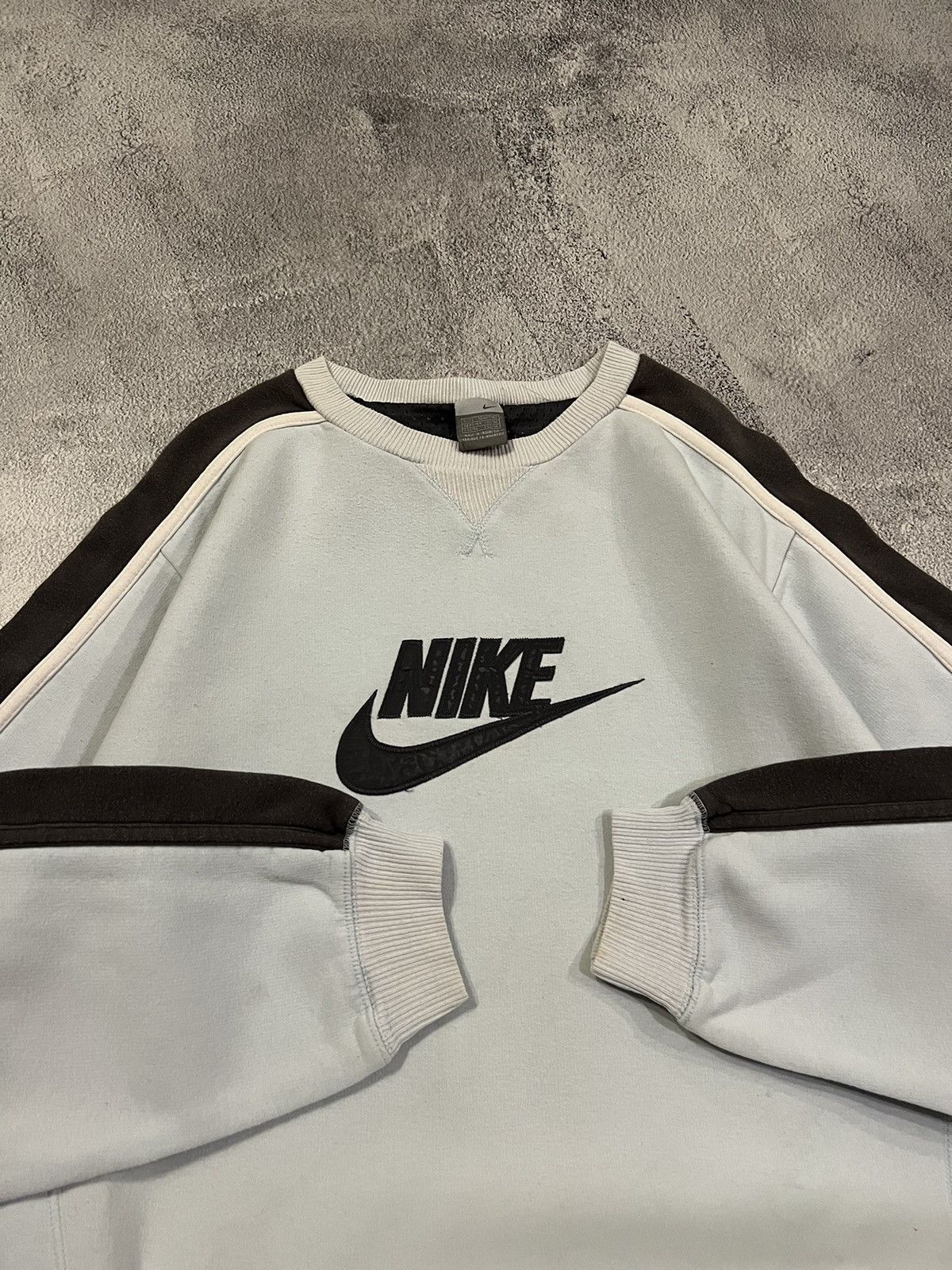 Nike × Vintage Vintage Y2k Nike Big Logo Sweatshirt 00’s Light Blue Size US L / EU 52-54 / 3 - 3 Thumbnail