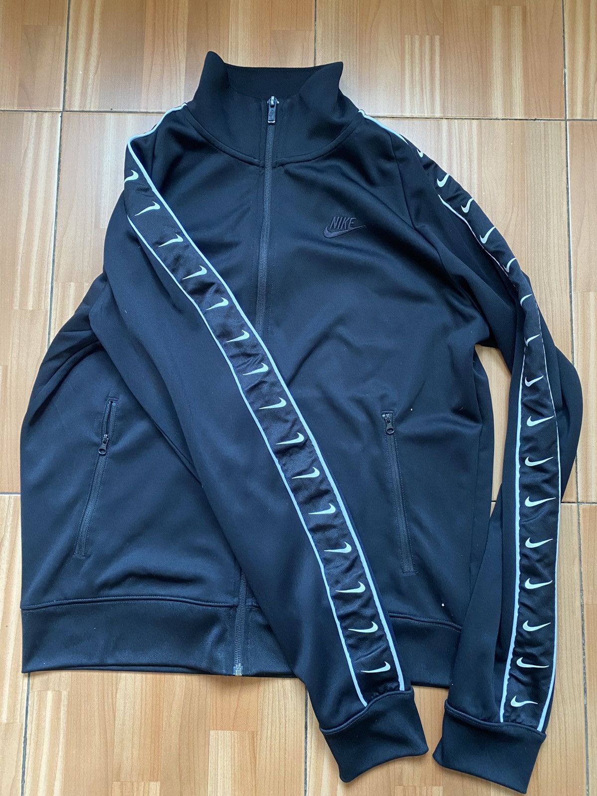 Nike Nike Sportswear Swoosh Taped Men's Track Jacket Size US M / EU 48-50 / 2 - 4 Thumbnail