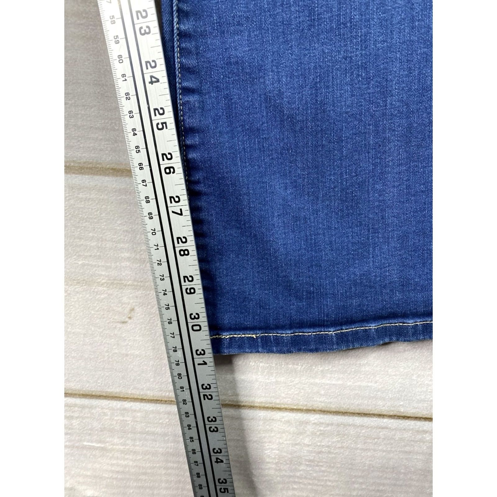 Levi's Levi's 515 Jeans Womens 16 Blue Denim Dark Wash Bootcut Regular Inseam 31" 5-Pocket Cotton Blend Stretch Denim Jeans Size 38" / US 16 / IT 52 - 6 Thumbnail