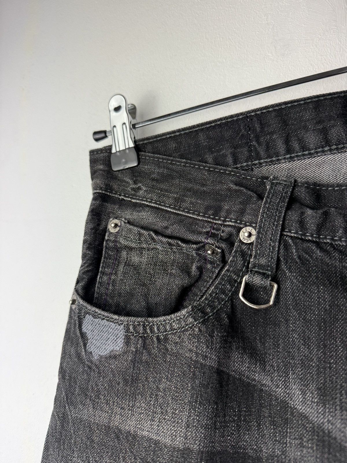 Fragment Design × Levi's Early 00s Levi’s x Fragment Fenom Jeans Size US 31 - 6 Thumbnail