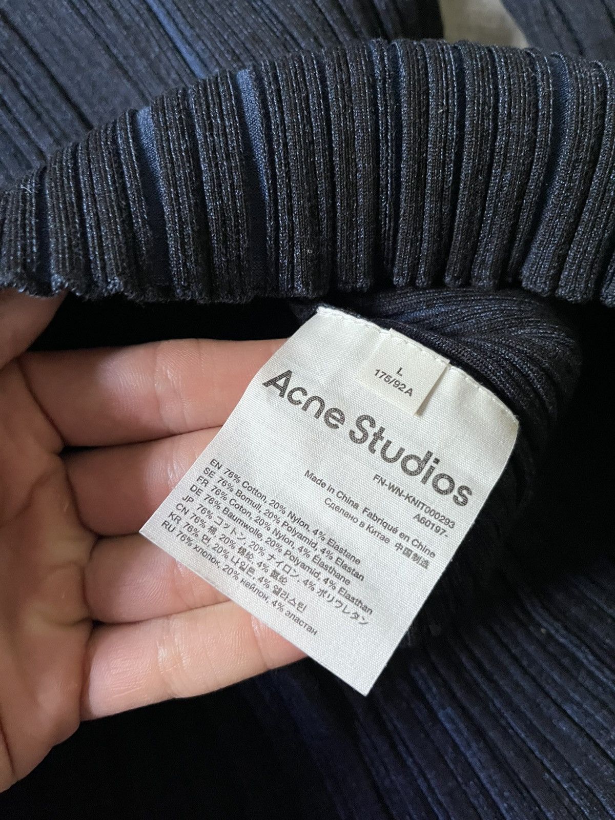 Acne Studios Acne Studios navy black ribbed mock neck top Size US L / EU 52-54 / 3 - 7 Thumbnail