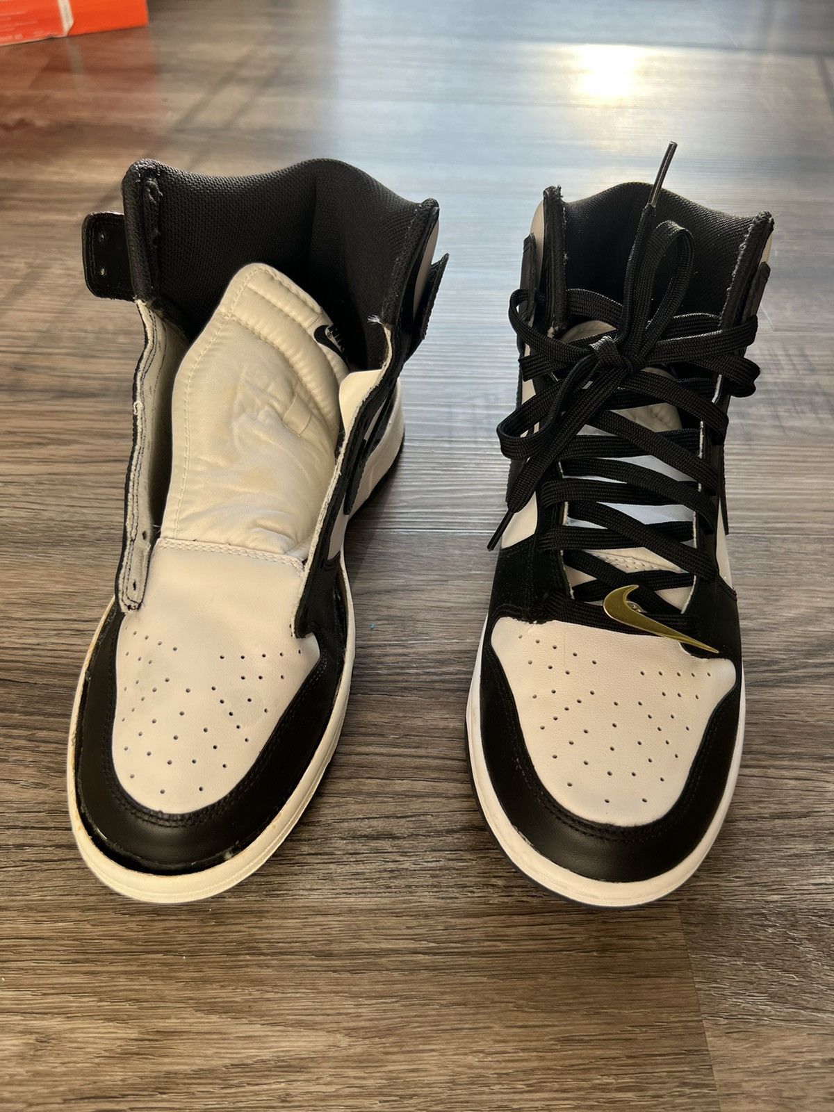 Nike Nike Dunk Sole Swap Donor Size US 9.5 / EU 42-43 - 3 Thumbnail