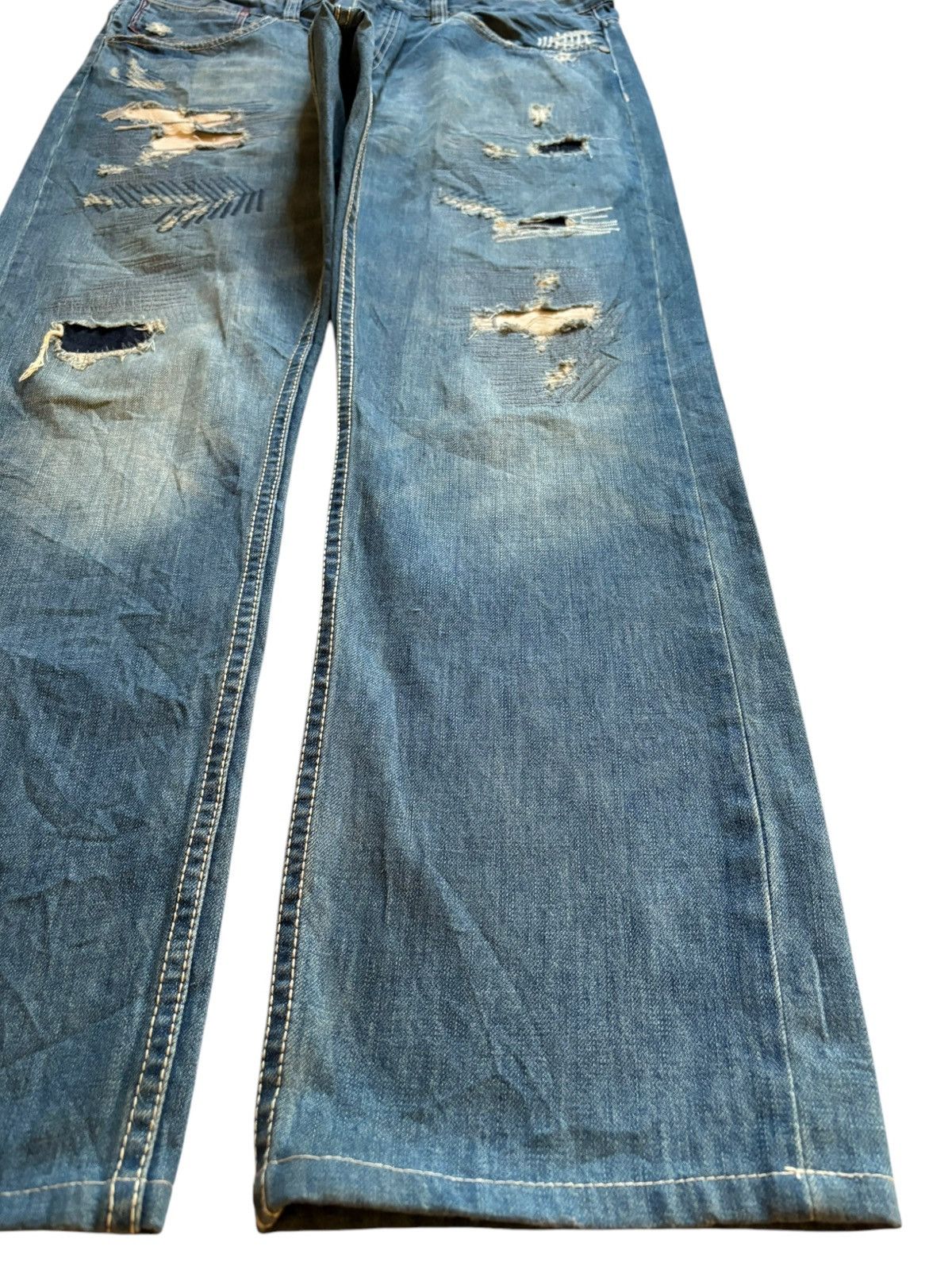 Japanese Brand Vintage Japanese Brand Patches Faded Wash Loose Jeans Size US 37 - 7 Thumbnail