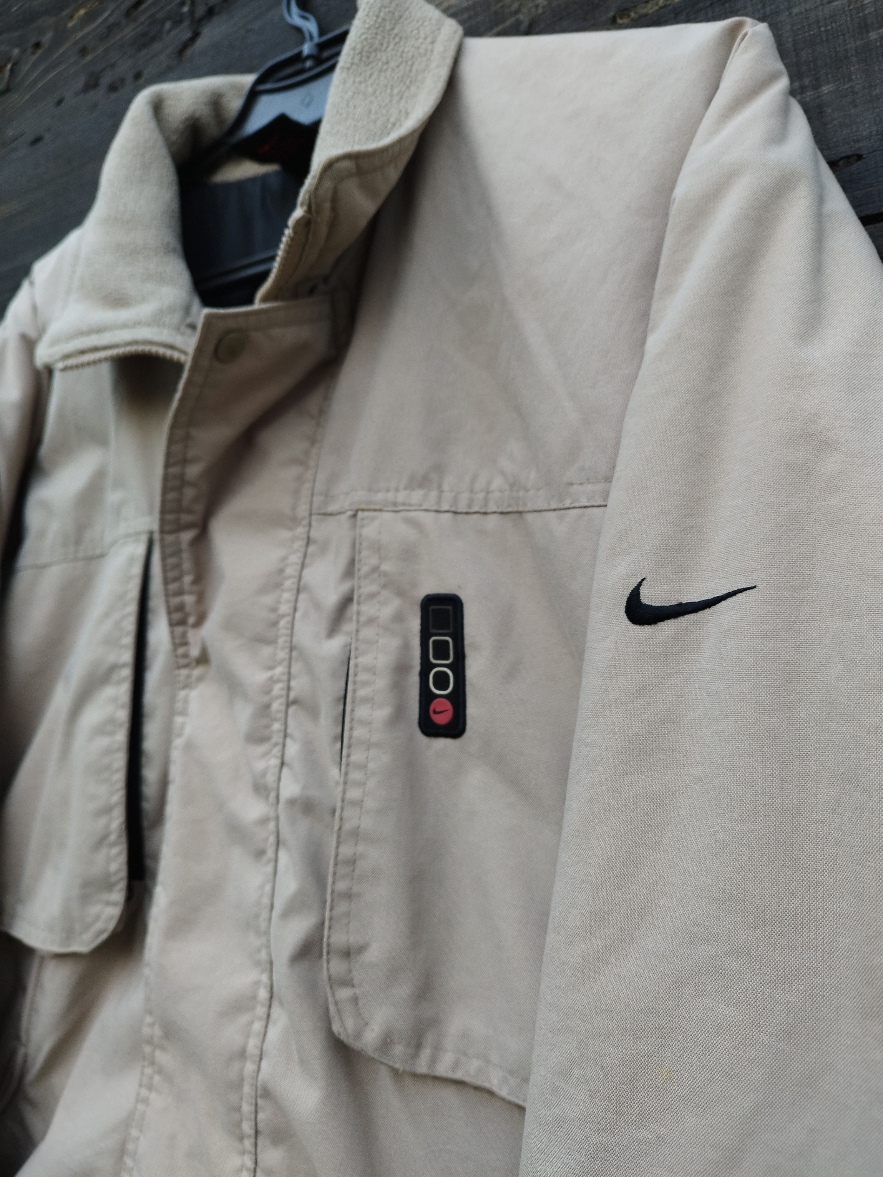Nike VINTAGE 90s/Y2K Nike Jacket | YKK Zippers, Nylon Shell Size US M / EU 48-50 / 2 - 5 Thumbnail