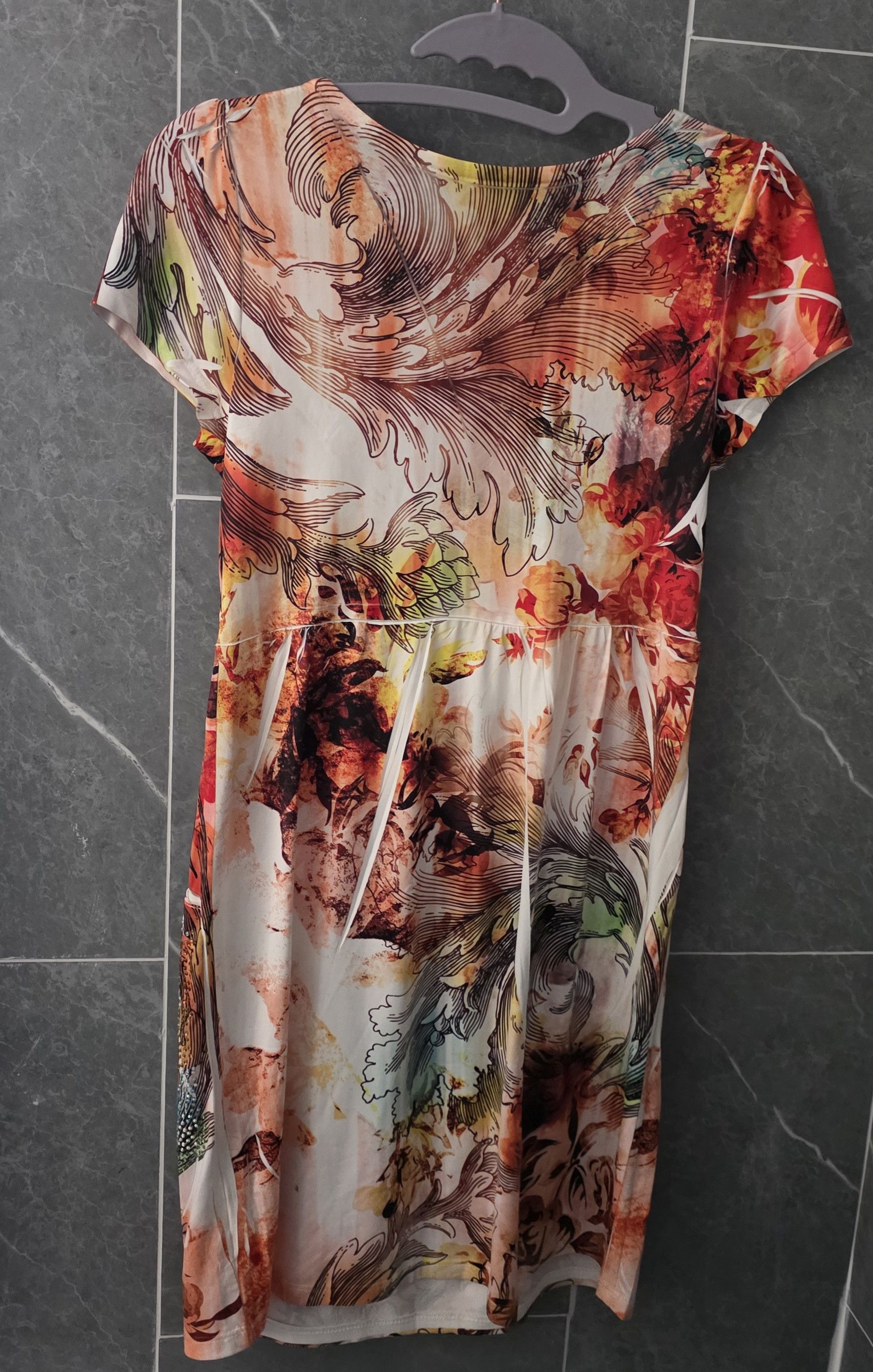 Other NWOT Sublimation Floral Leaves Rhinestones Vneck Dress M Size M / US 6-8 / IT 42-44 - 2 Thumbnail