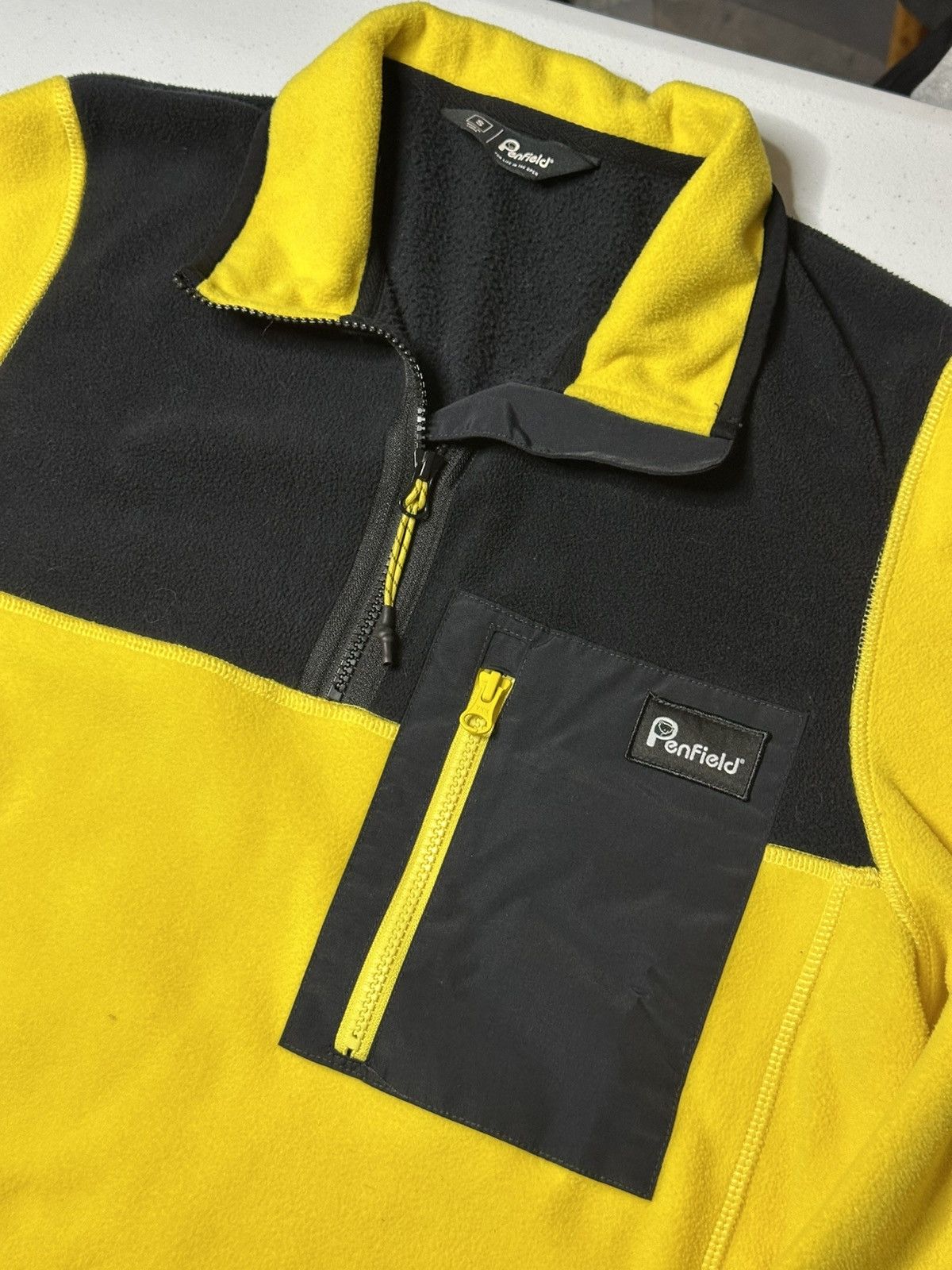 Penfield Vintage Y2K Penfield Hynes Half-Zip black & yellow Fleece Size US S / EU 44-46 / 1 - 2 Thumbnail