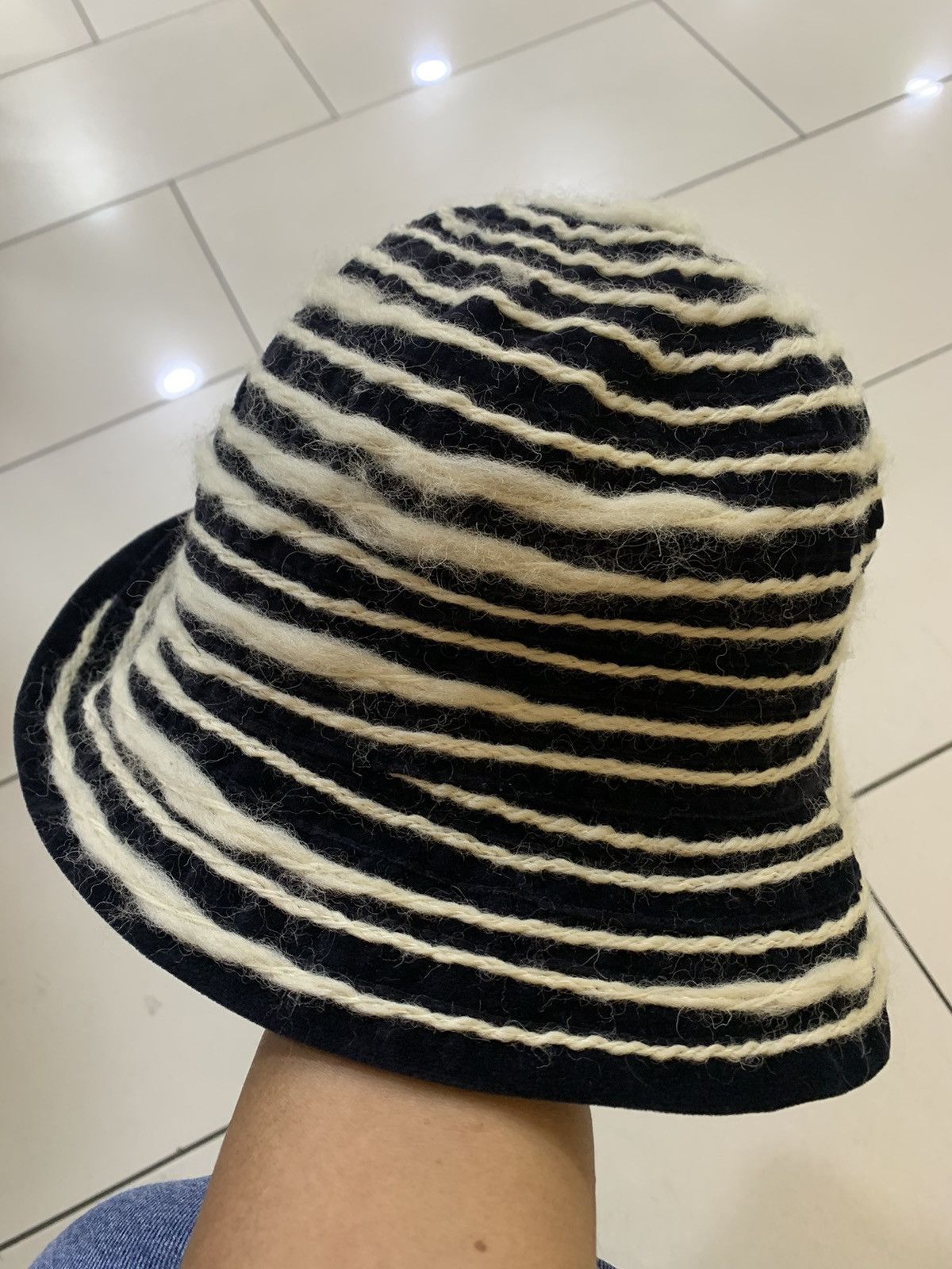 Givenchy Vintage Givenchy Rayon Round Striped Bucket Hat Unisex Size ONE SIZE - 3 Thumbnail