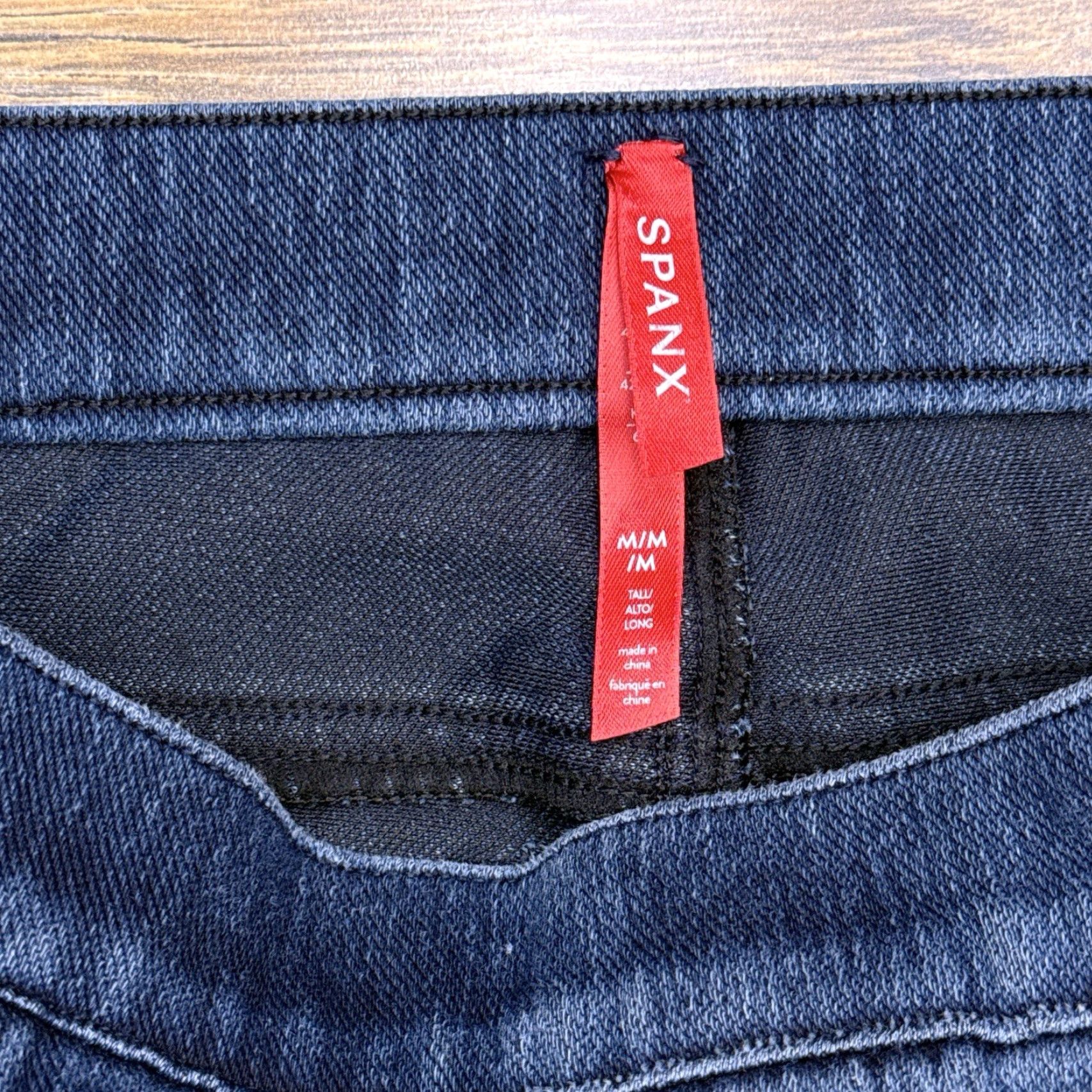 Spanx Spanx Jeanish Ankle Legging Womens M Blue Denim 20018t Stretch Modern Travel Casual Logo Cotton Blend Denim Leggings Size 32" / US 10 / IT 46 - 4 Thumbnail