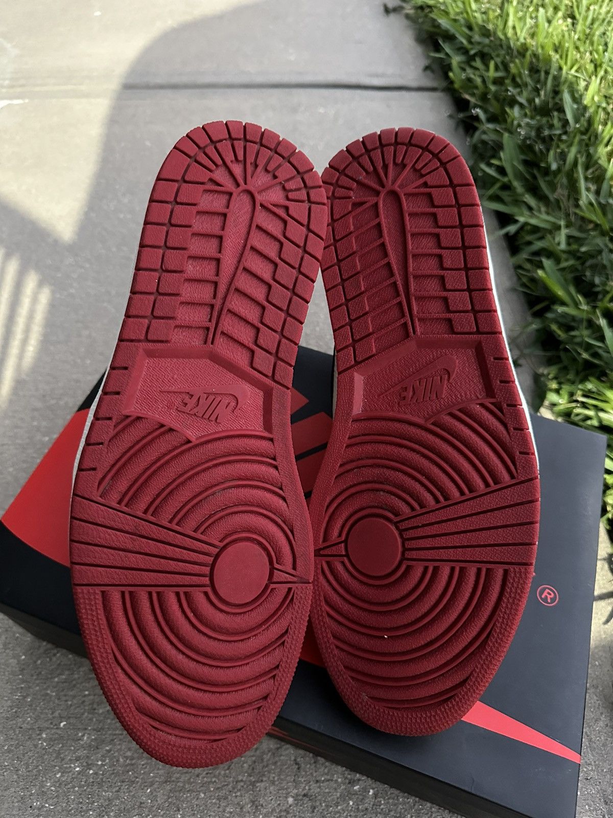 Jordan Brand × Nike Jordan 1 OG Bred Toe Size US 11 / EU 44 - 8 Thumbnail