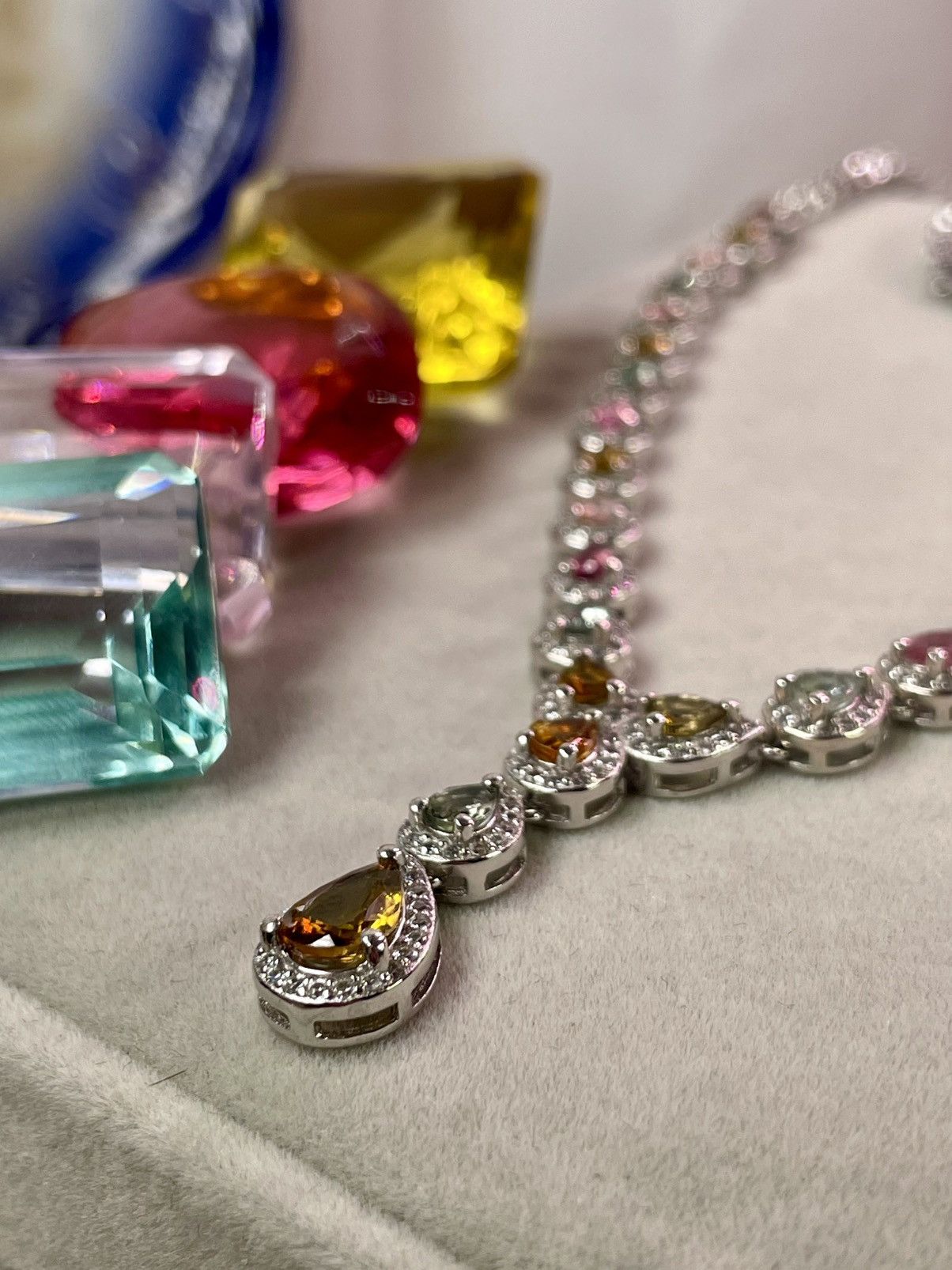 Other 14.25ct Tourmaline & White Topaz Silver Necklace Size ONE SIZE - 2 Thumbnail