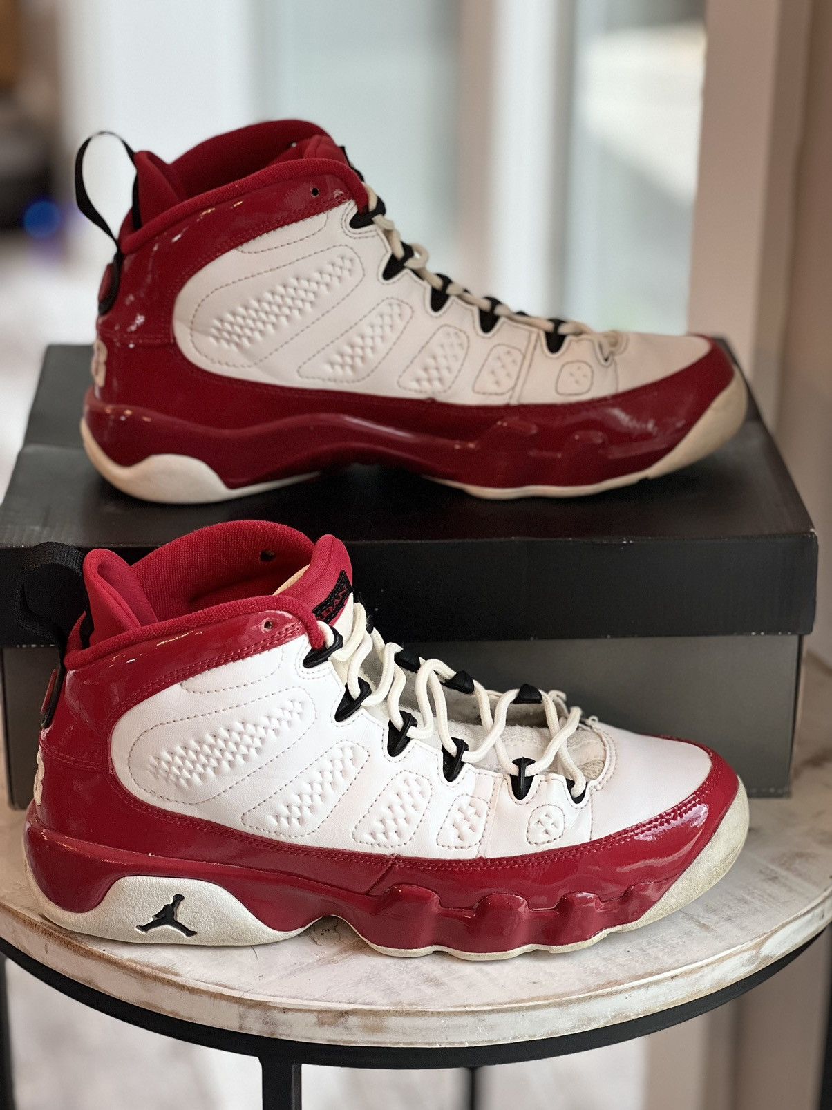 Jordan Brand × Nike Jordan 9 Retro Gym Red Size 6.5y Size US 6.5 / EU 39-40 - 1 Thumbnail