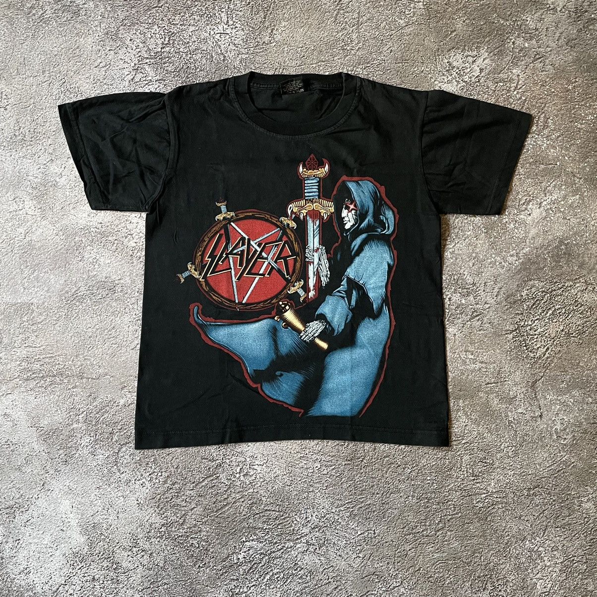Vintage Vintage 90s Slayer Graphic Tee Punk Horror Thrashed Boxy S Size US S / EU 44-46 / 1 - 3 Thumbnail