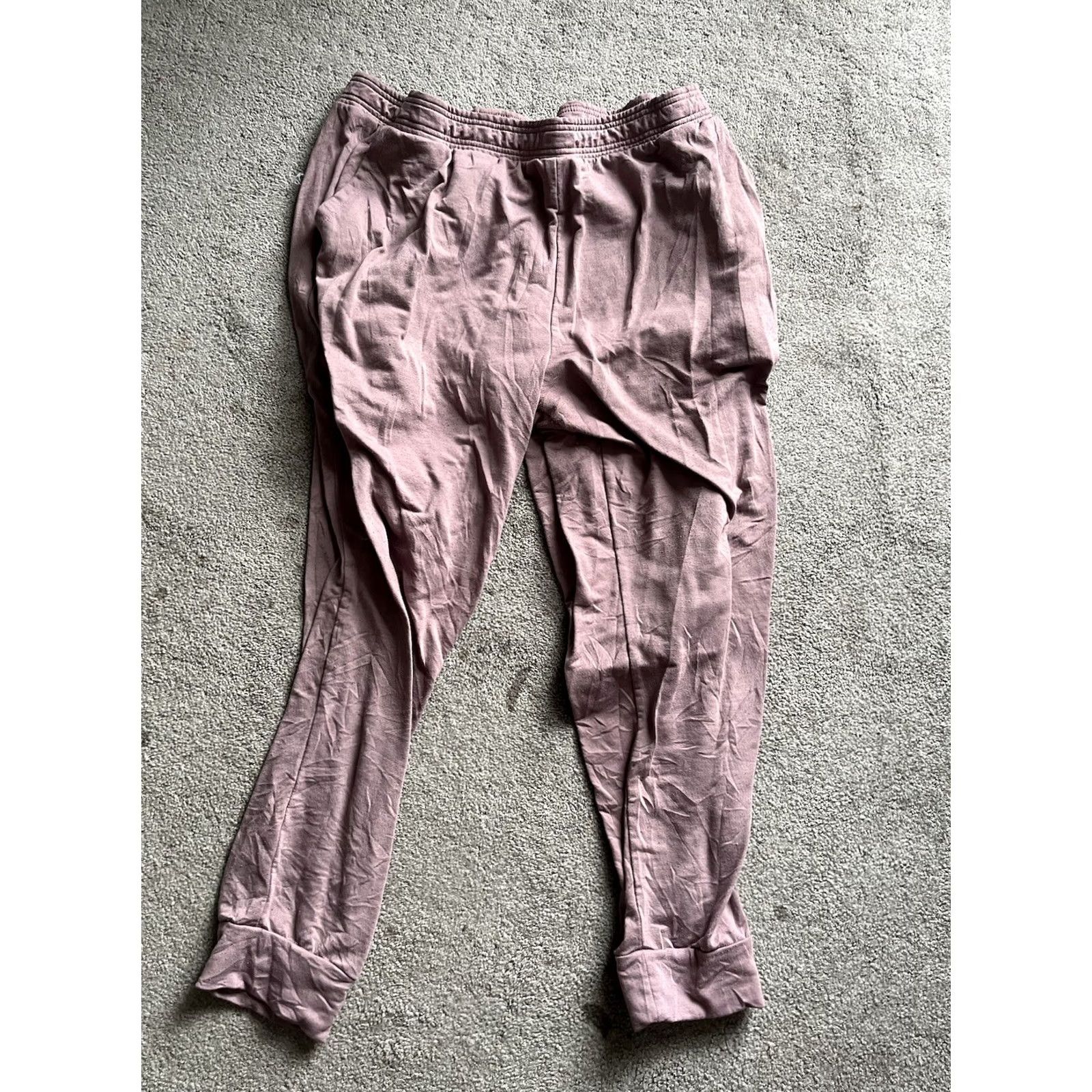 Eddie Bauer Eddie Bauer Purple pull on lounge pants Women's 2XL Solid Plush Polyester Blend Casual Pants Size 40" / US 18 - 2 Thumbnail
