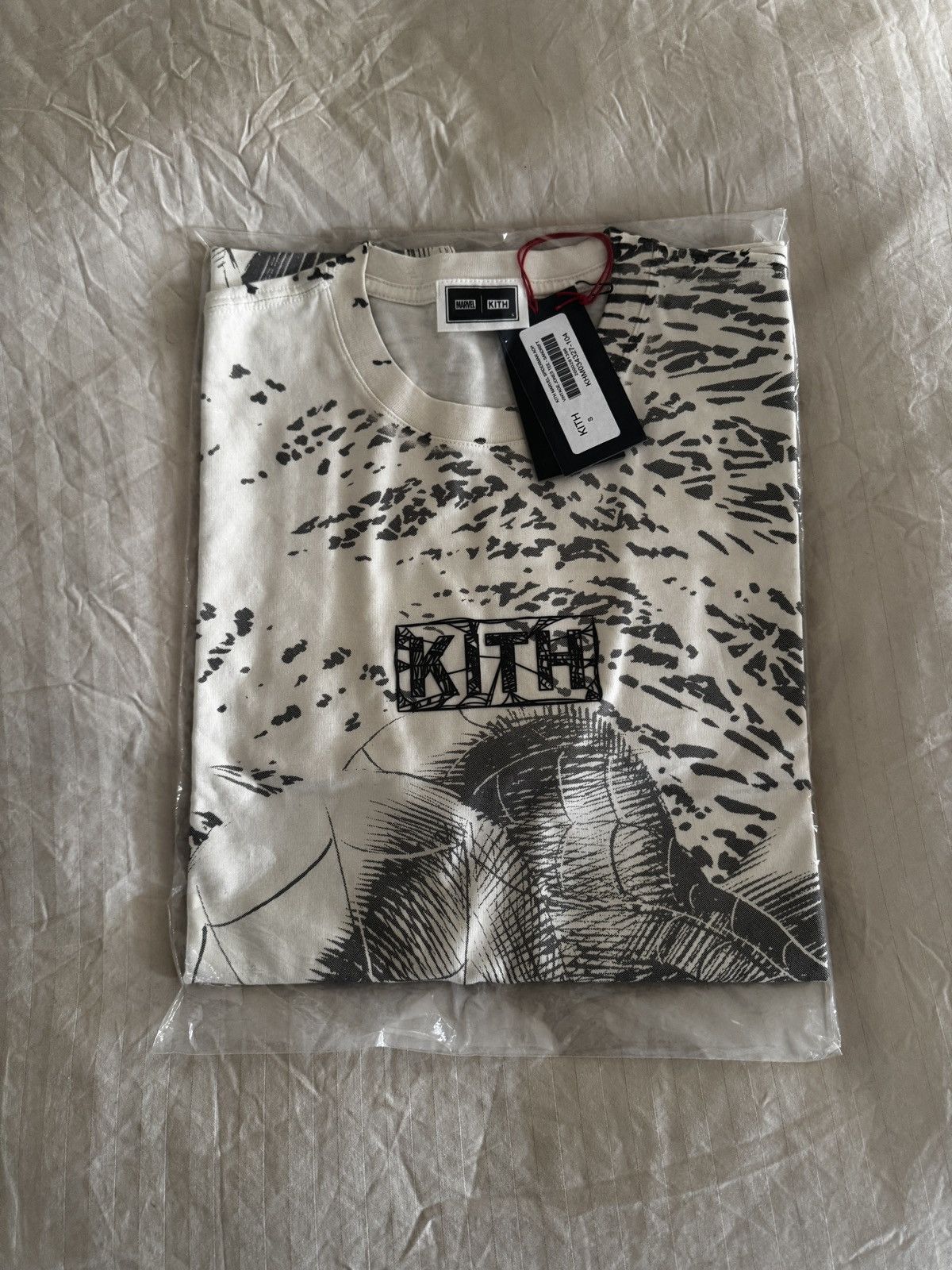Kith × Marvel Comics Kith x Marvel v capcom Size US S / EU 44-46 / 1 - 5 Thumbnail