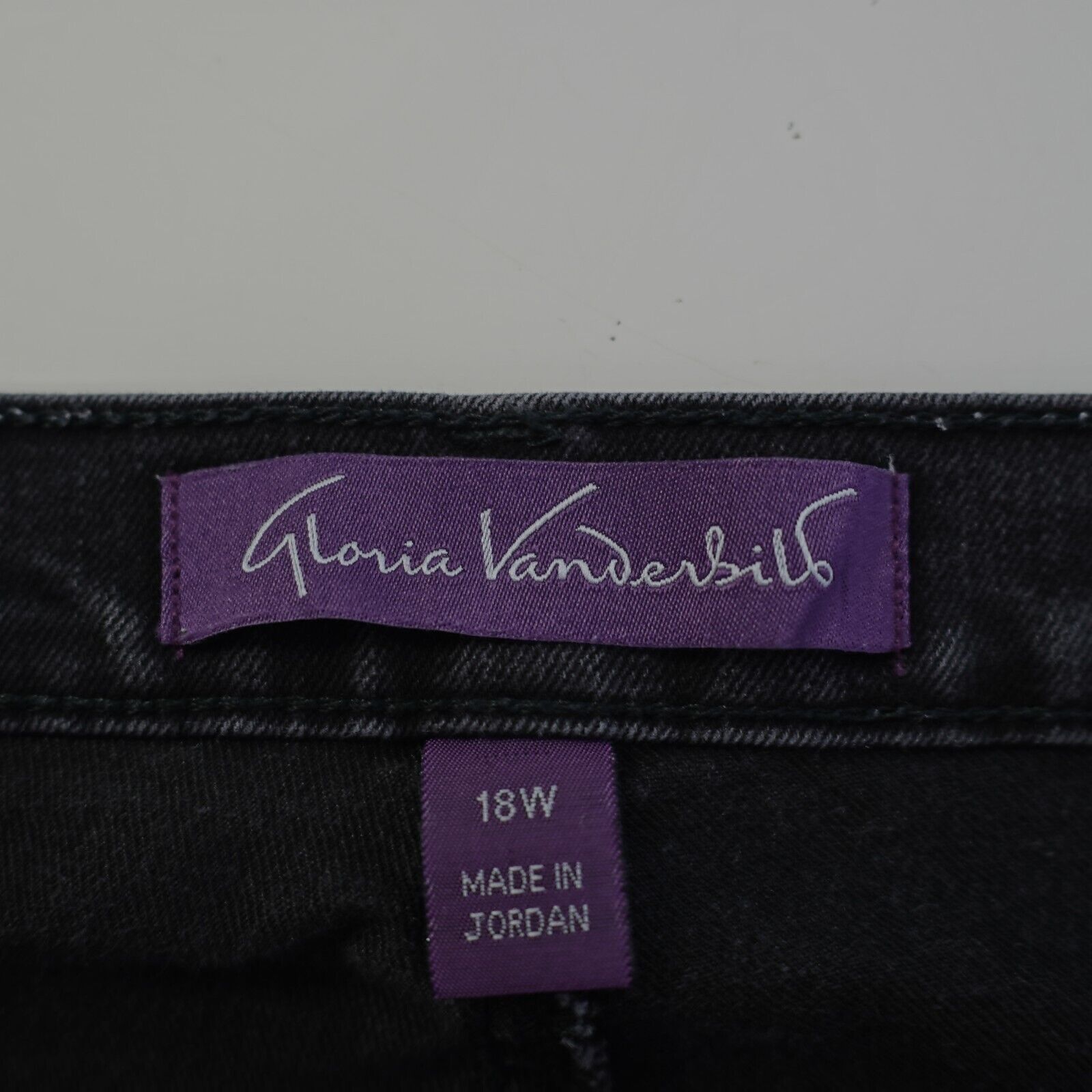 Gloria Vanderbilt Gloria Vanderbilt Amanda Bootcut Black Denim 18W 40/31 High Size 36" / US 14 / IT 50 - 5 Thumbnail