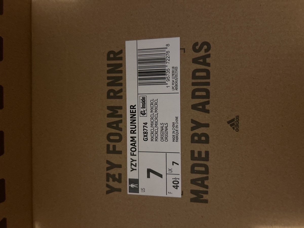 Yeezy Yeezy Foam Runner Mx Cream Clay Size US 7 / EU 40 - 2 Thumbnail