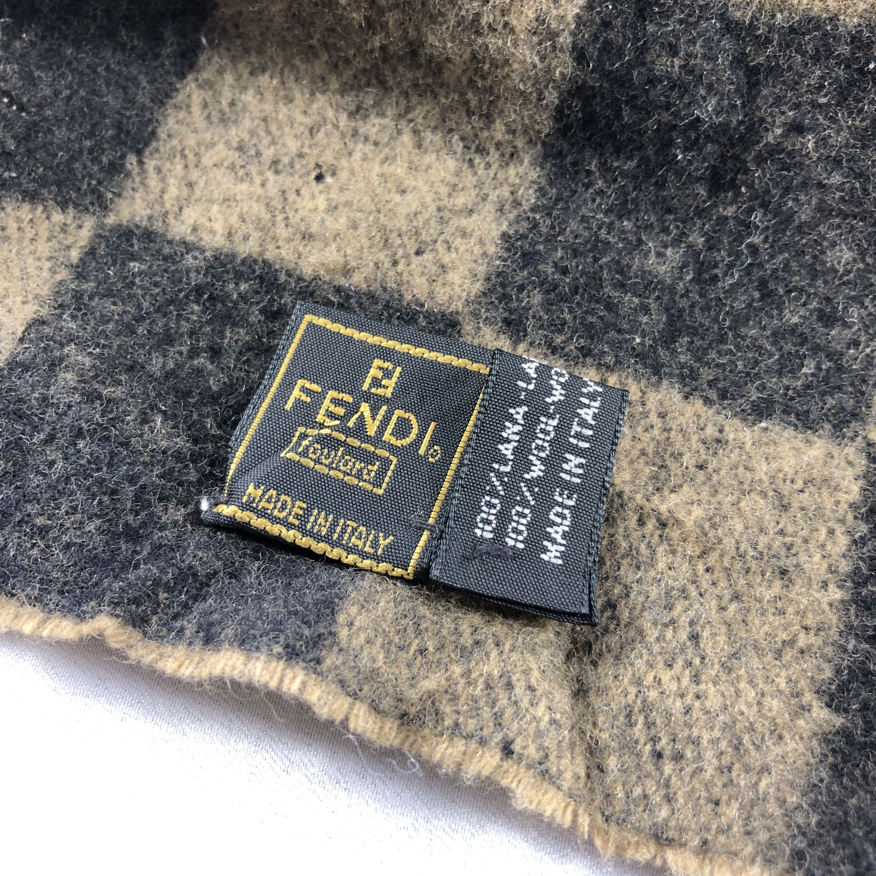 Fendi Fendi Monogram FF Wool Muffler Scarf Neck Wrap V2833 Size ONE SIZE - 5 Thumbnail