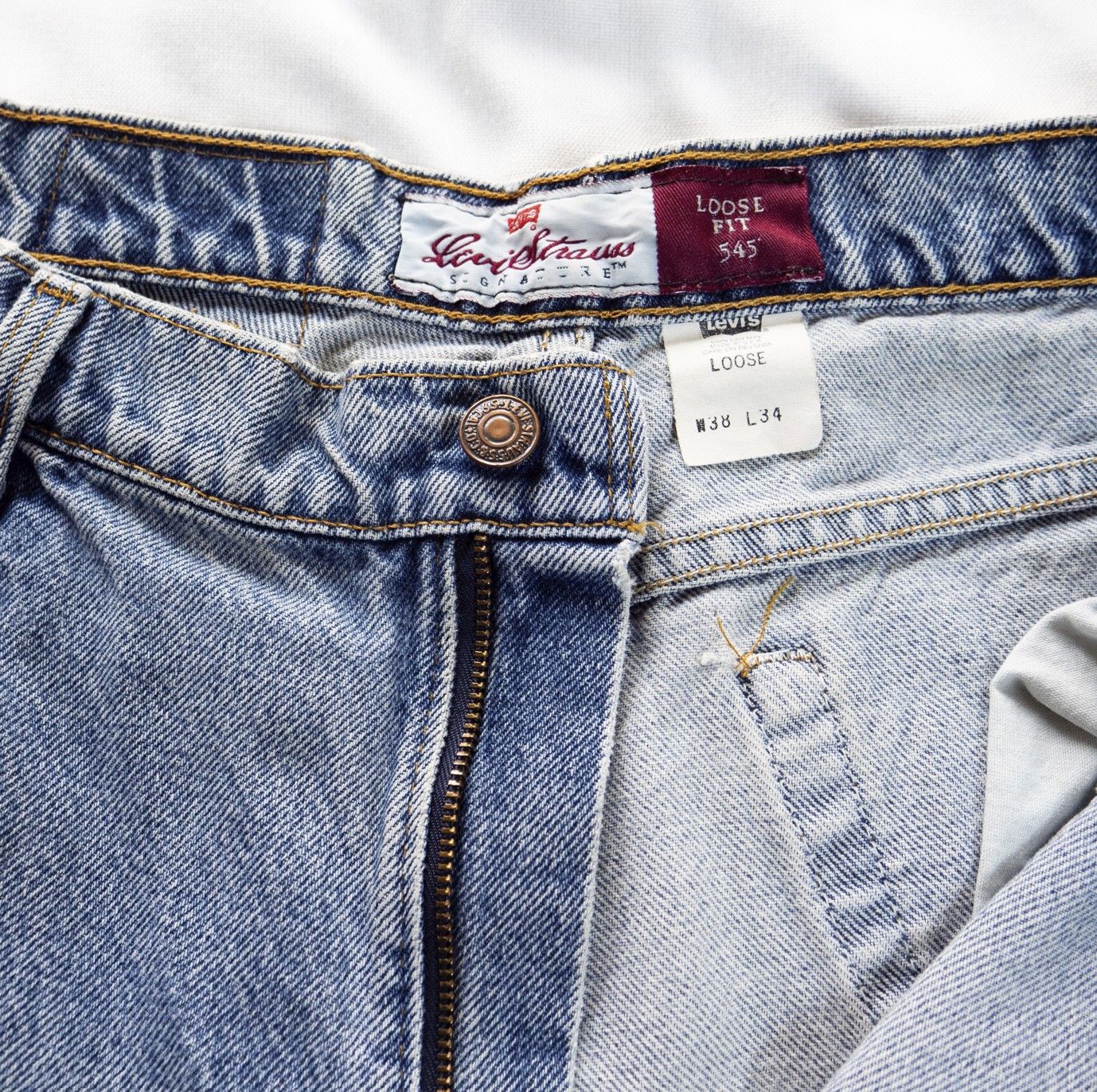 Levi's Vintage 1994 Levi’s 545 Loose Fit Made in USA Leather Patch Size US 38 / EU 54 - 8 Thumbnail