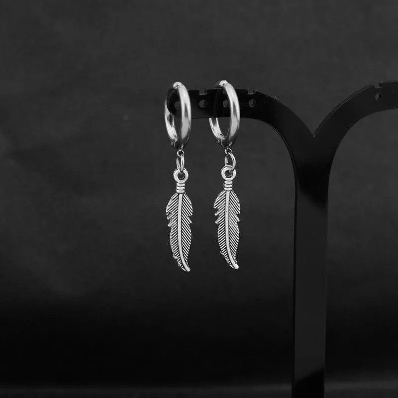 Jewelry Non-Pierced Ear Cuff Single Piece Earrings Size ONE SIZE - 4 Thumbnail
