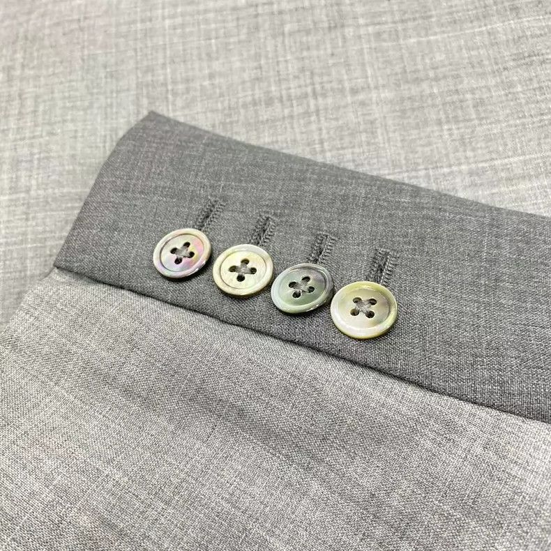 Thom Browne Thom Browne size3 Patchwork grey suit Size 36R - 6 Thumbnail