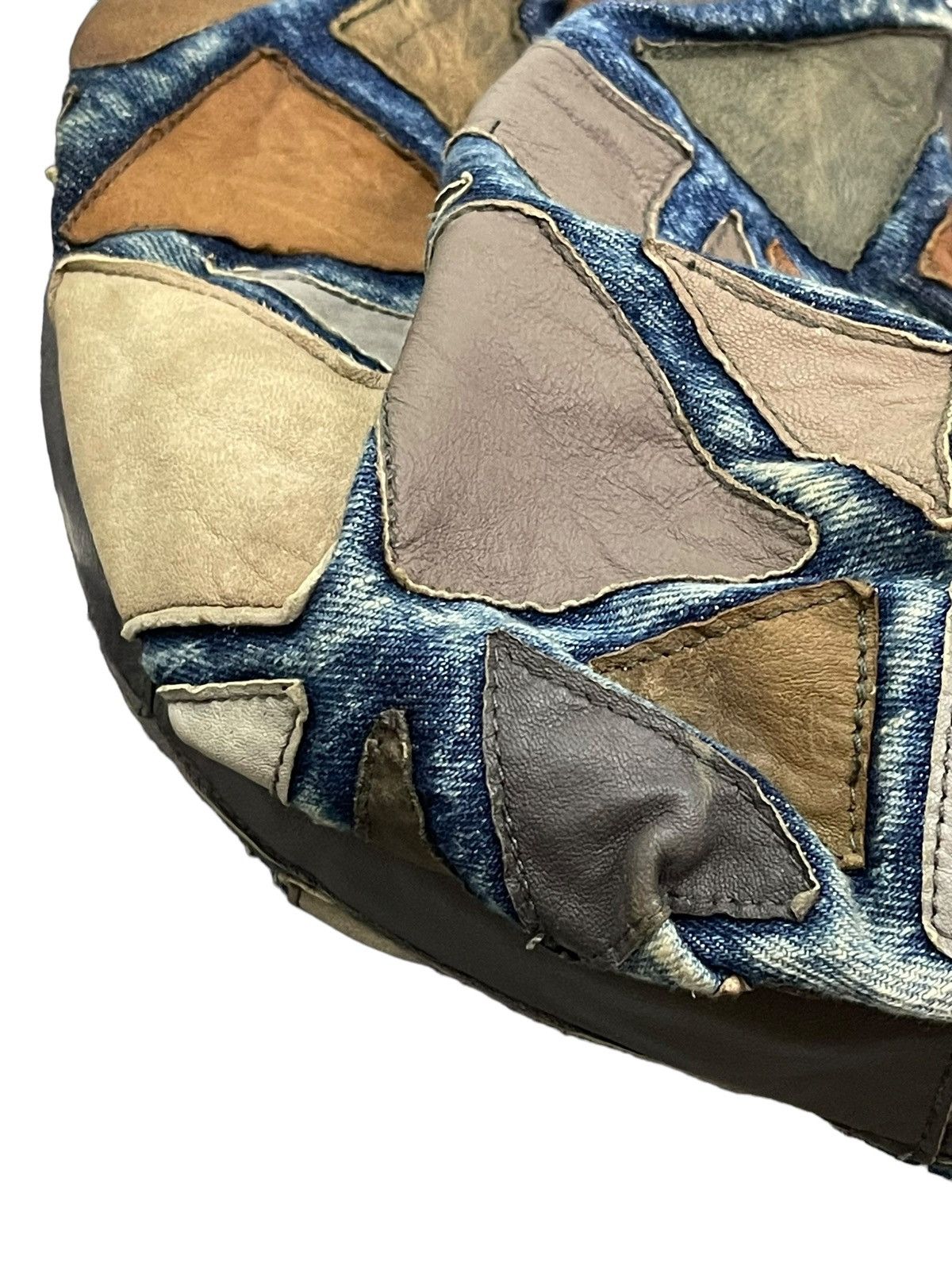 Japanese Brand Patchwork Leather x Denim Handmade Custom Messenger Bag 2🟩 Size ONE SIZE - 8 Thumbnail