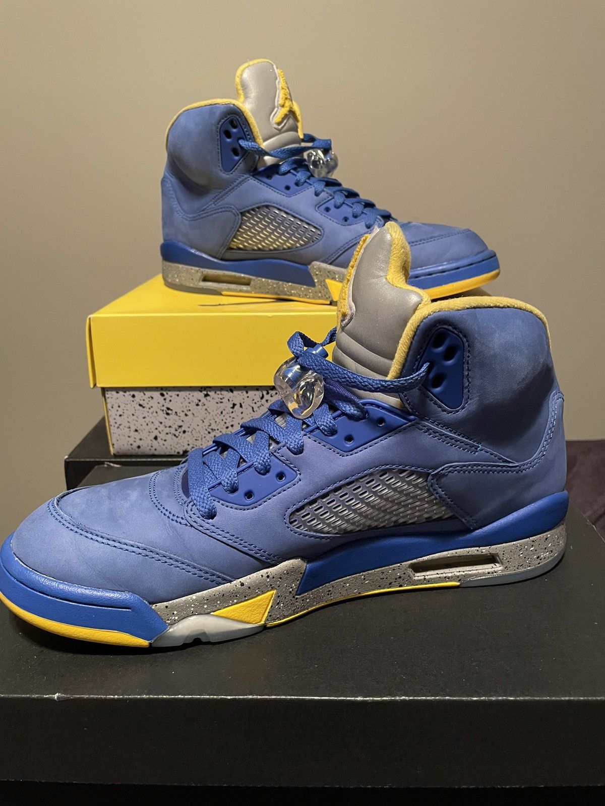Jordan Brand Jordan 5 Laney Size US 10.5 / EU 43-44 - 1 Thumbnail