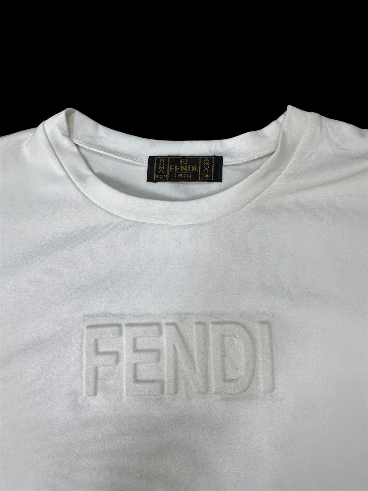 Fendi Fendi featuring an embossed Tshirt Size M / US 6-8 / IT 42-44 - 4 Thumbnail