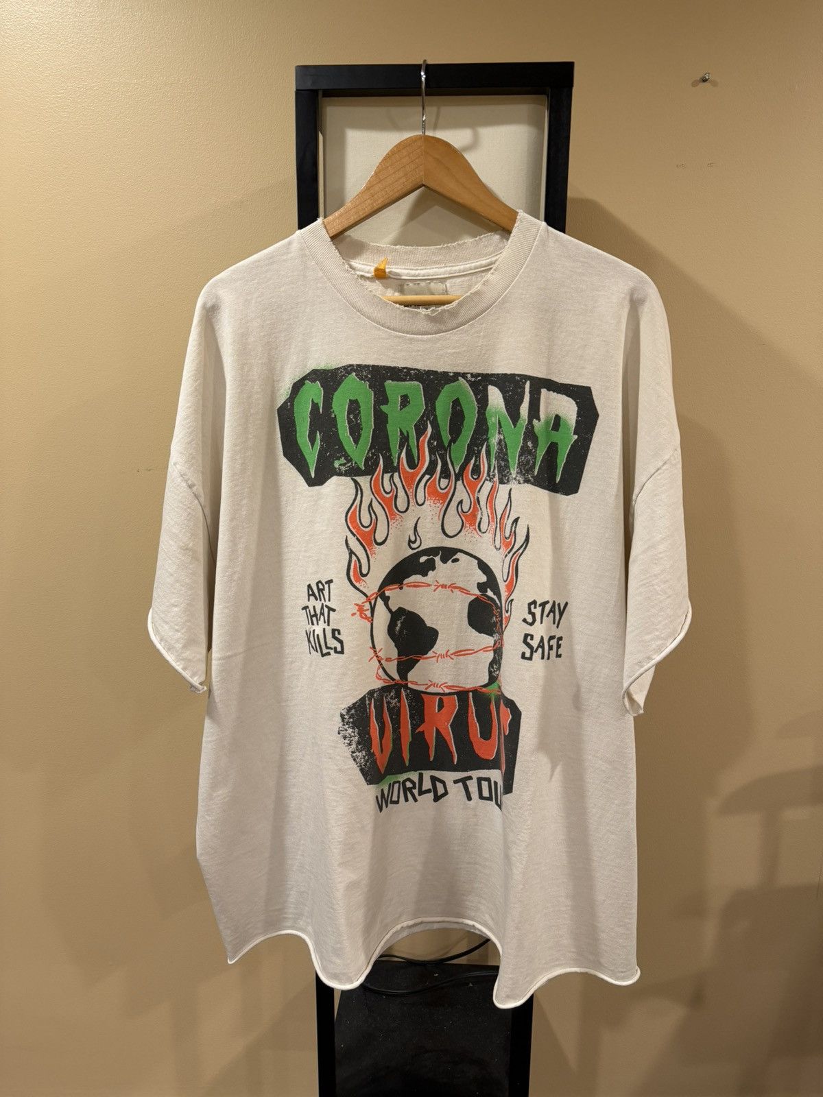Gallery Dept. Gallery Dept OG Corona Virus ATK World Tour White/Cream Tee Size US XXL / EU 58 / 5 - 12 Thumbnail