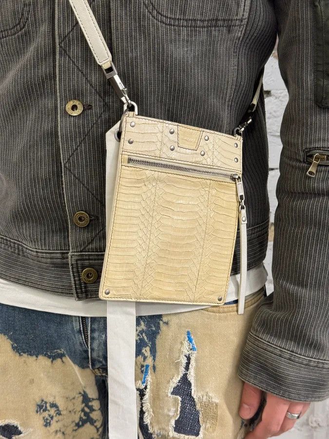 Rick Owens SS2020 Rick Owens Tecuatl Python Leather Creamy White Shoulder Bag Size ONE SIZE - 3 Thumbnail