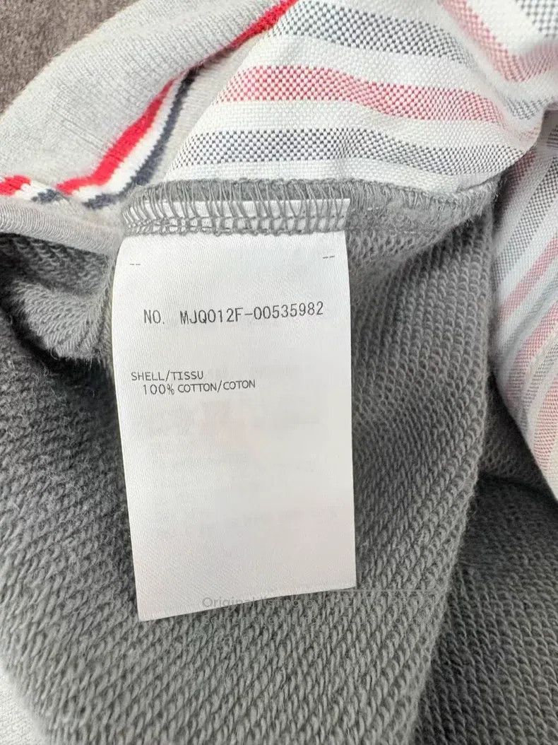 Thom Browne Thom Browne size 2 Four-Stripe Gray Short Pants Size US 28 / EU 44 - 5 Thumbnail