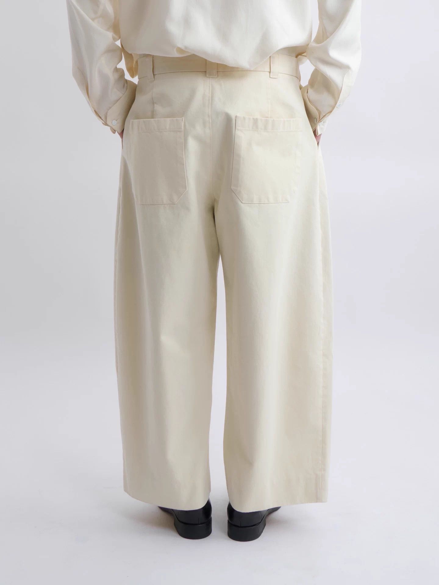 Studio Nicholson STUDIO NICHOLSON cream high waist ultra wide leg pants XL Size US 36 / EU 52 - 4 Thumbnail