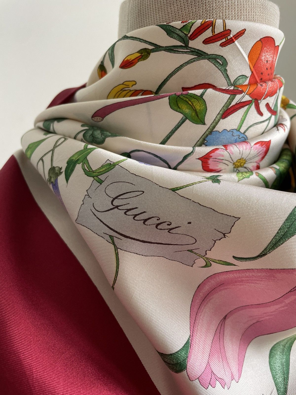 Designer × Gucci Vintage Gucci Scarves Size ONE SIZE - 4 Thumbnail