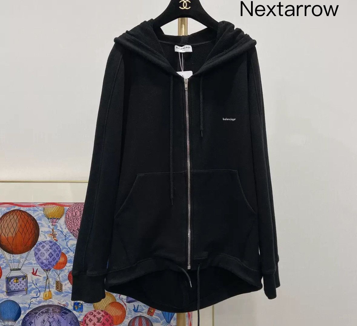 Balenciaga Balenciaga small logo black hooded jacket2412-Nextarrow Size US S / EU 44-46 / 1 - 1 Thumbnail