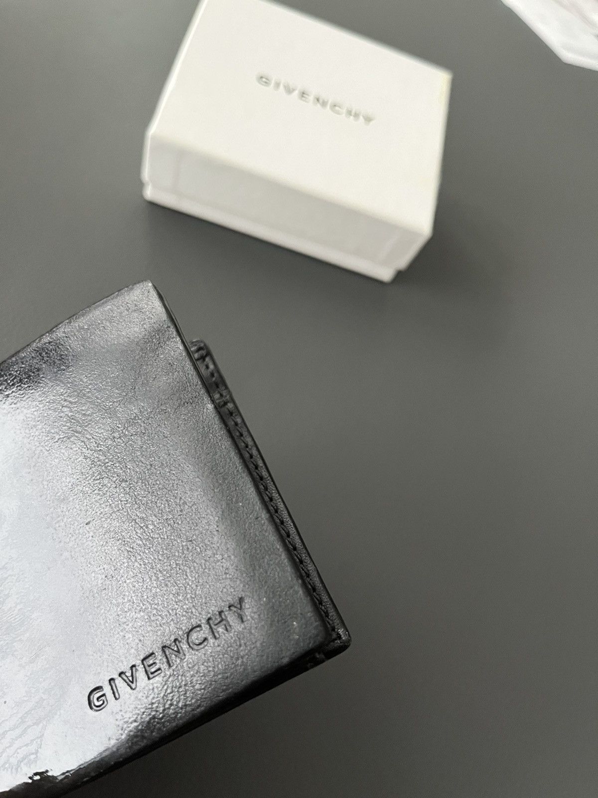 Givenchy Givenchy Vintage Runway Waxed Calf Leather Wallet RARE Size ONE SIZE - 3 Thumbnail