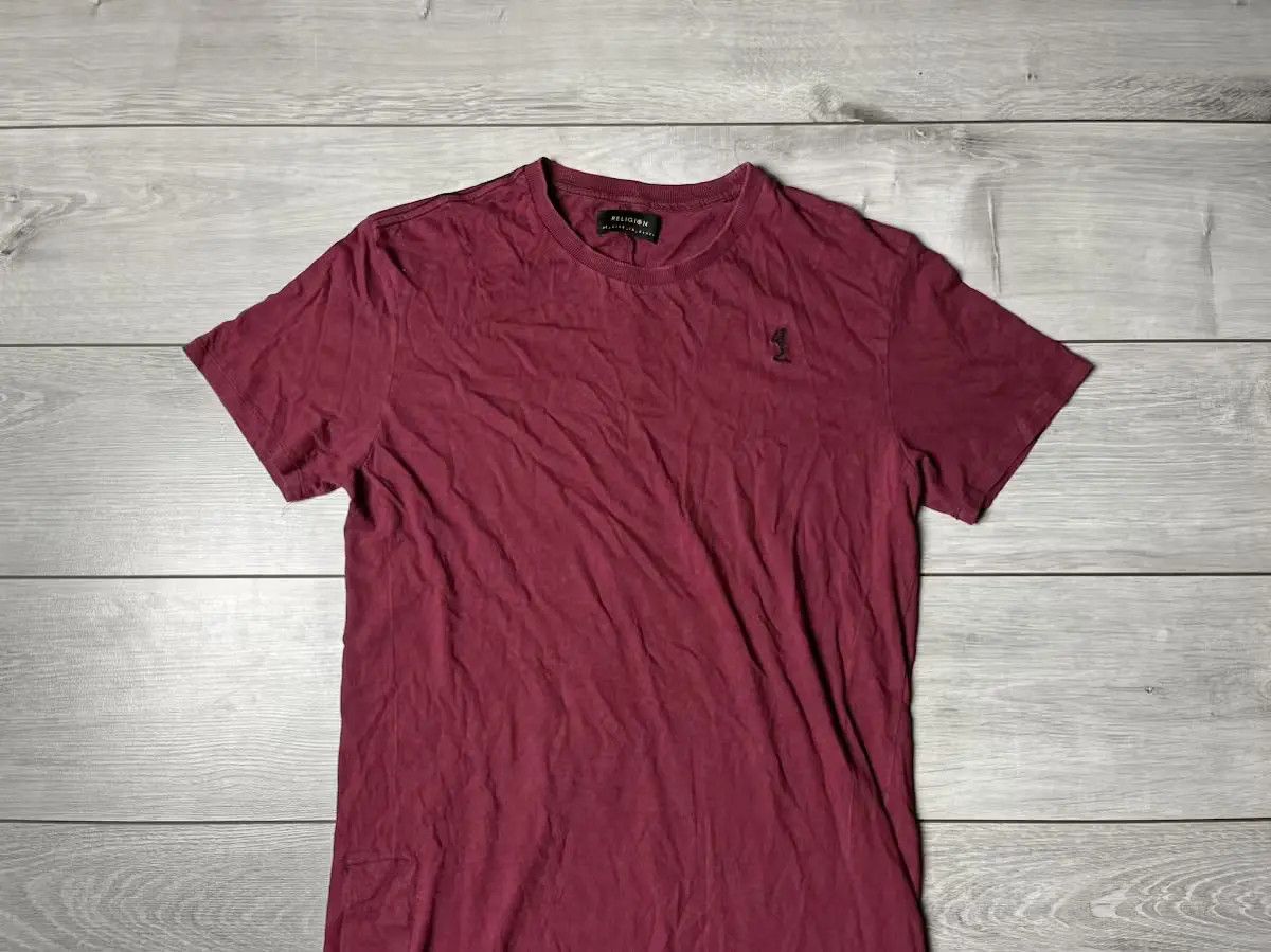 Other Religion T-shirt sleeves size Medium Size US M / EU 48-50 / 2 - 4 Thumbnail