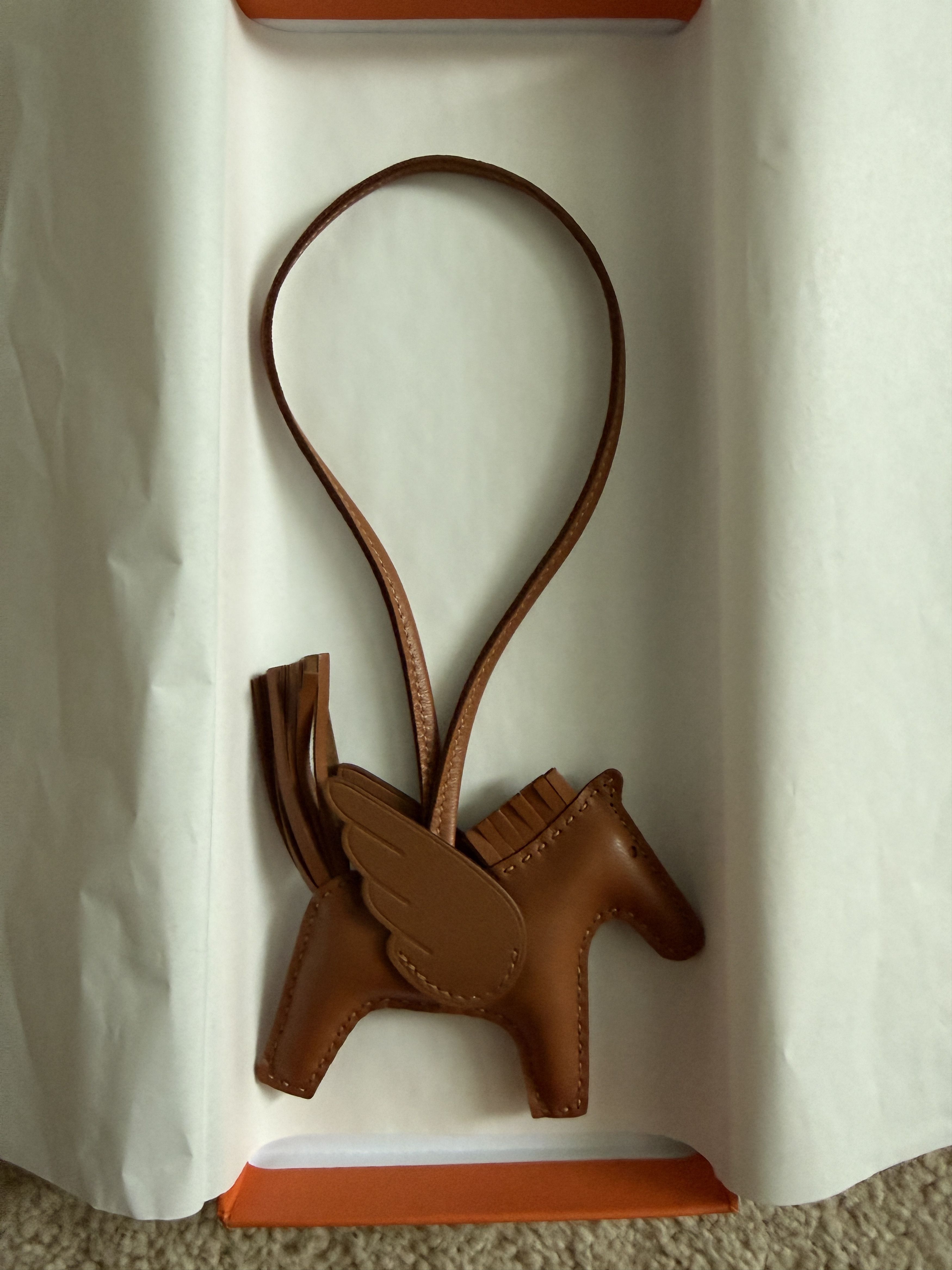 Hermes New Hermès Gold Pegase Rodeo Charm PM Size Size ONE SIZE - 3 Thumbnail