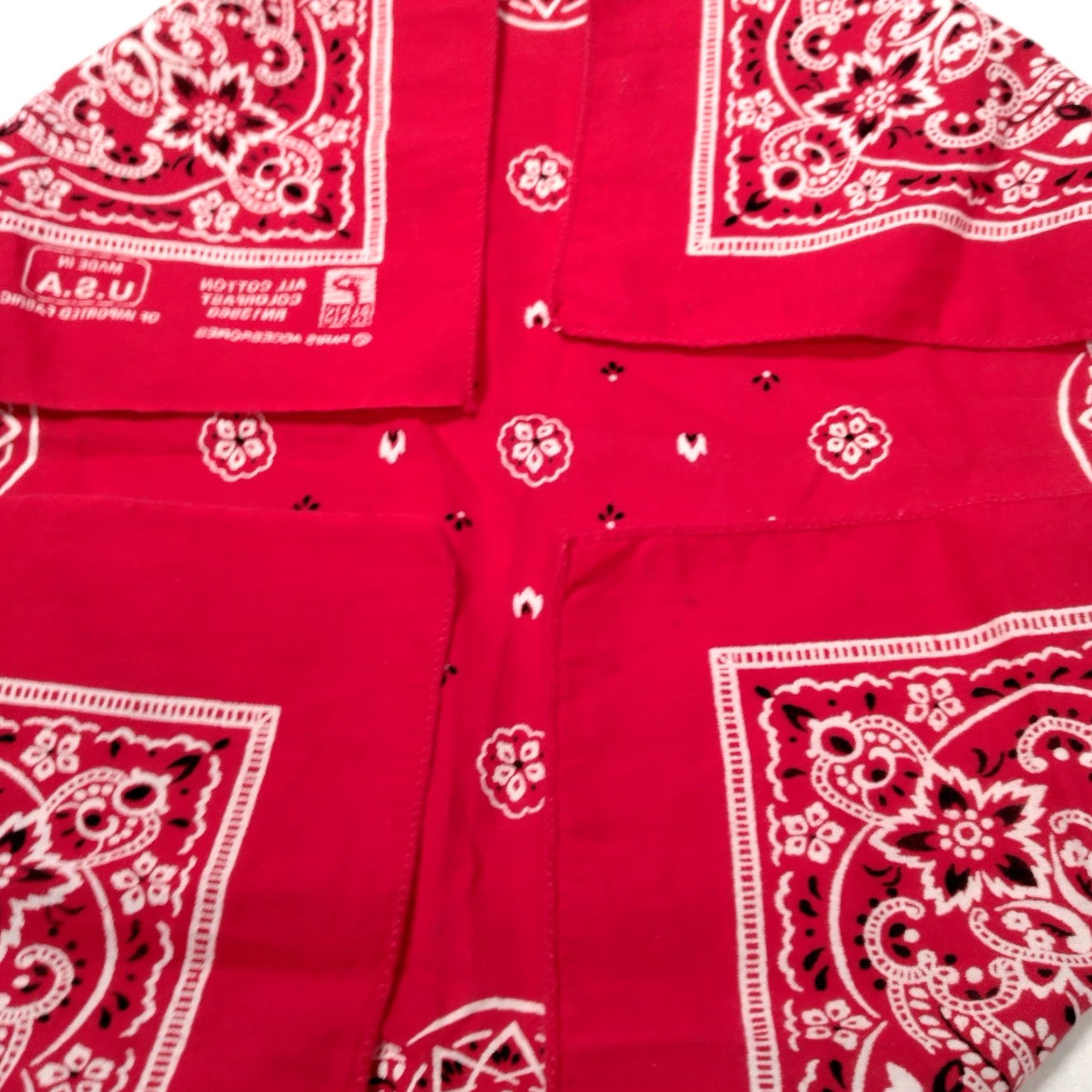 Vintage VINTAGE Paris Cotton Bandana Scarf Adult Unisex Red Paisley Mandala 90s Rockabilly Made in USA Size ONE SIZE - 3 Thumbnail