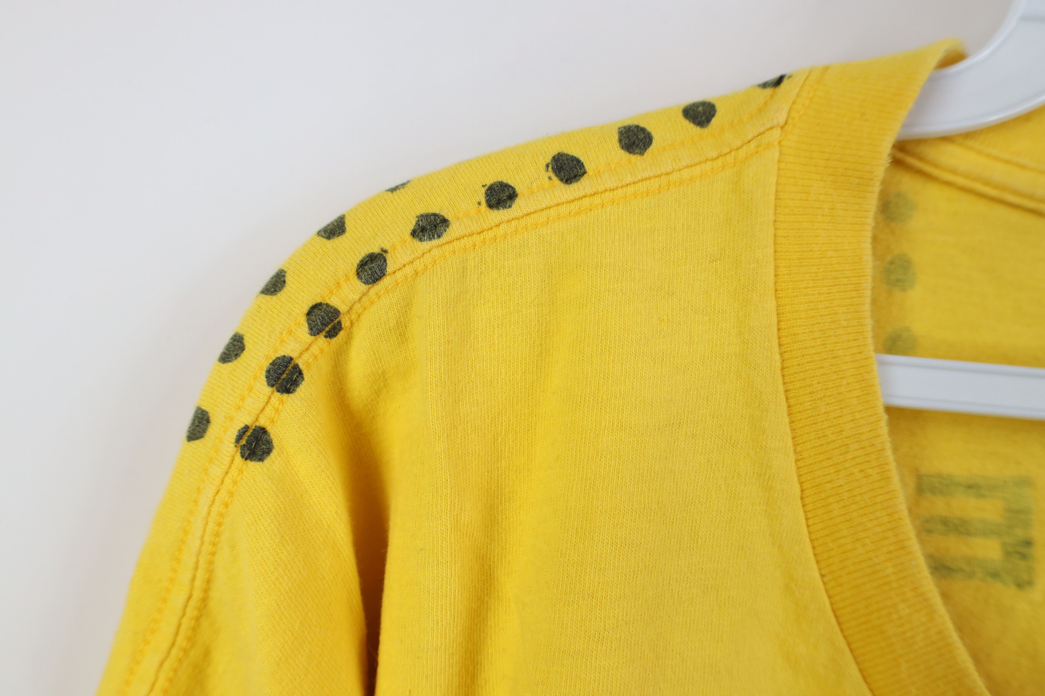 Nike Vintage Nike Basketball Spell All Over Print T-Shirt Yellow Size US XXL / EU 58 / 5 - 5 Thumbnail