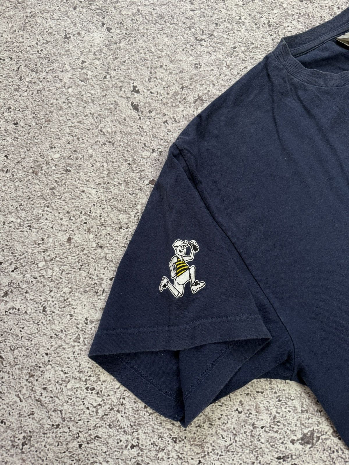 Nike × Vintage Vintage 2003 Nike Gannin Alang The Scotswood Road T-shirt Size US XL / EU 56 / 4 - 10 Thumbnail