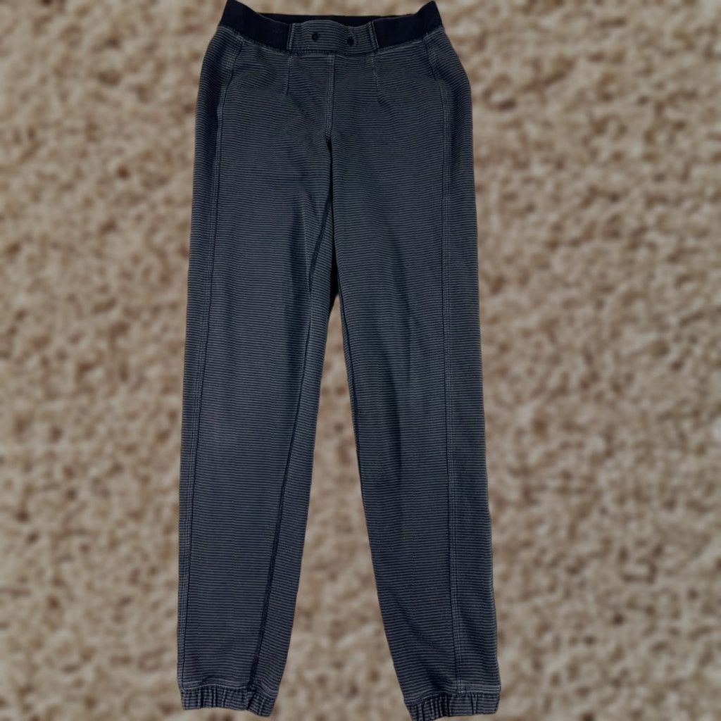 Lululemon Pants Womens 4 Gray Striped Jogger Elastic Waist Pockets Yoga Run Cross Training Read