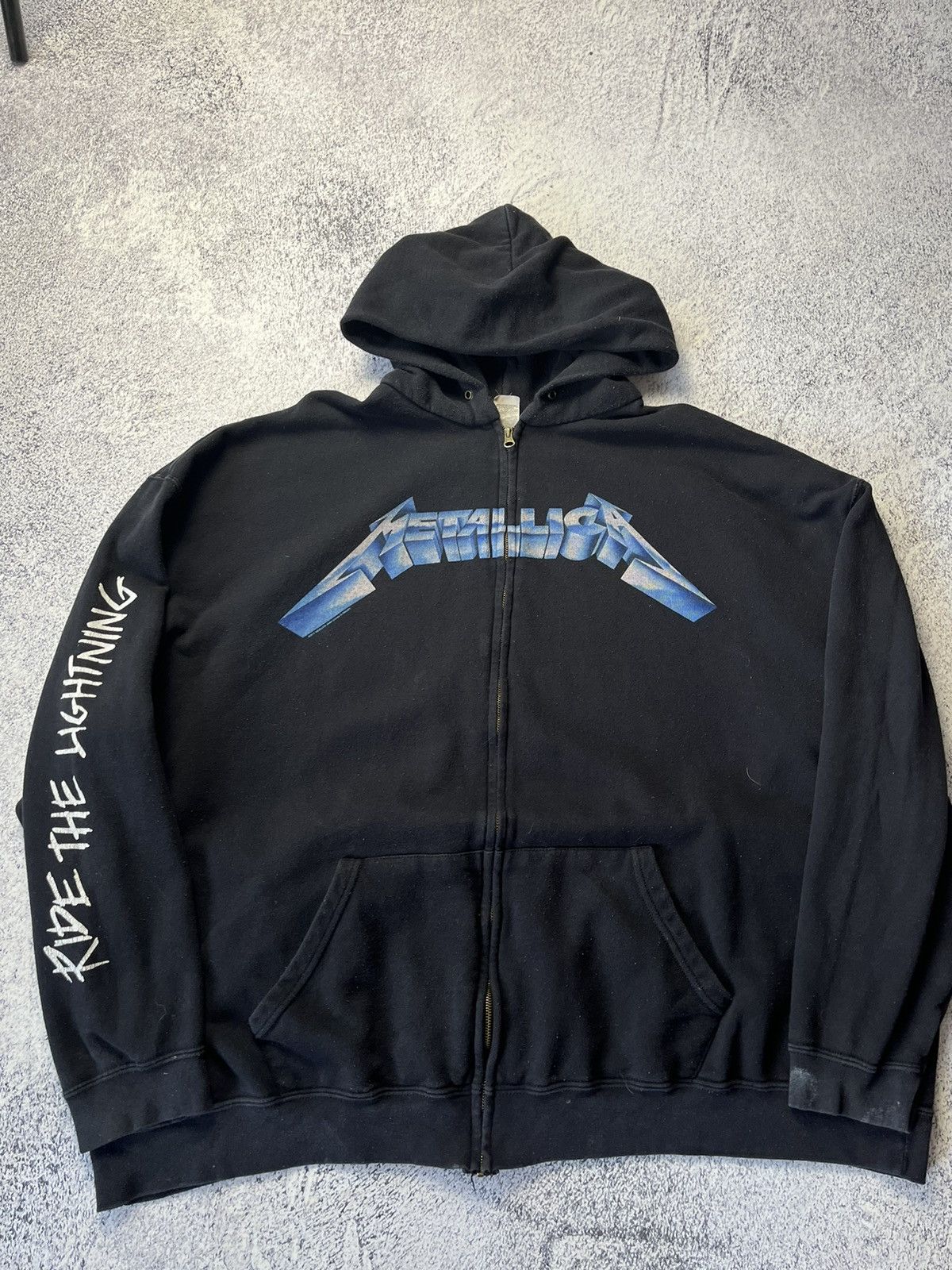Band Tees Metallica 2017 hoodie RIDE THE LIGHTNING hooded sweatshirt Size US XXL / EU 58 / 5 - 5 Thumbnail