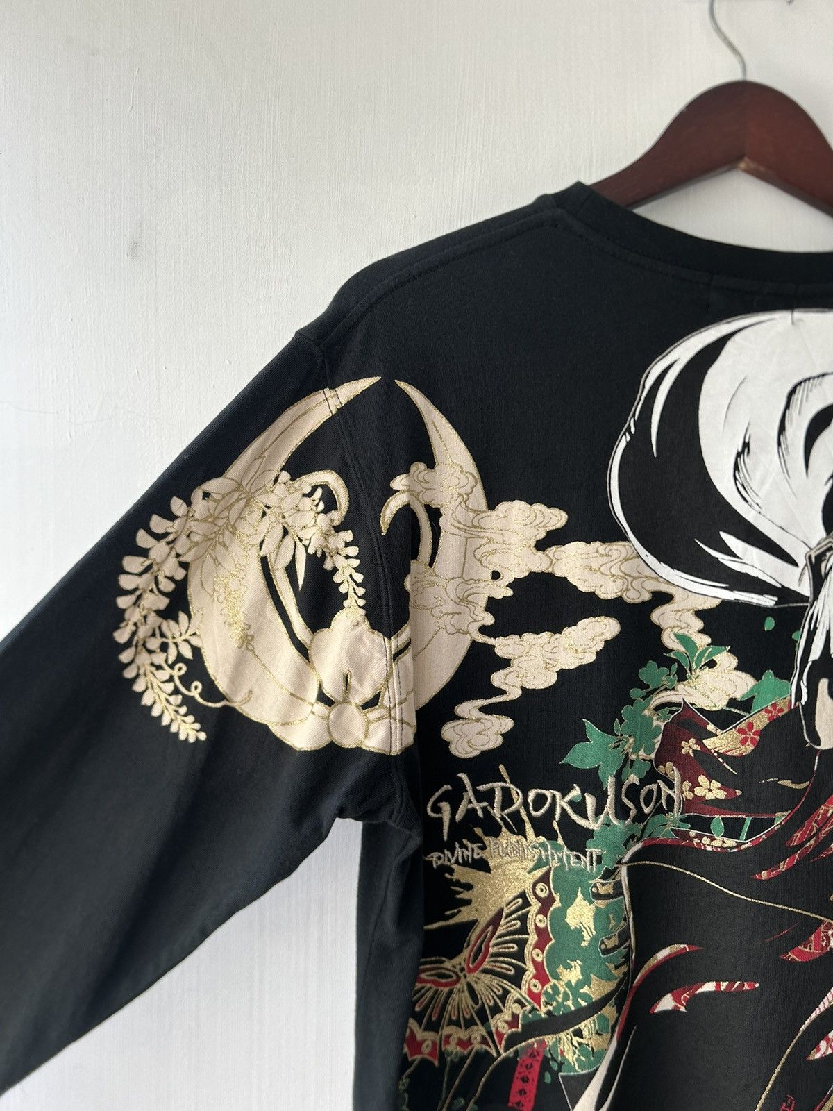 Karakuri Tamashii Divine Retribution Karakuri ‘Samurai Girl’ Yuigadokuson Tee Size US L / EU 52-54 / 3 - 7 Thumbnail