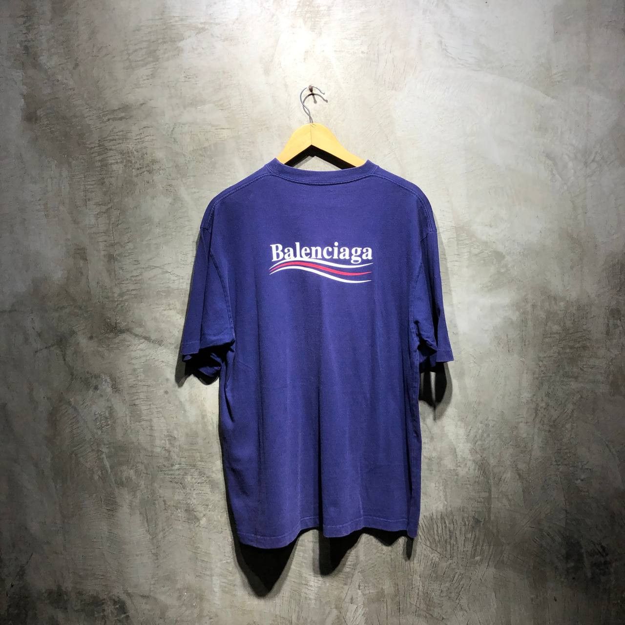 Balenciaga Balenciaga Political Campaign tee Size US L / EU 52-54 / 3 - 1 Thumbnail