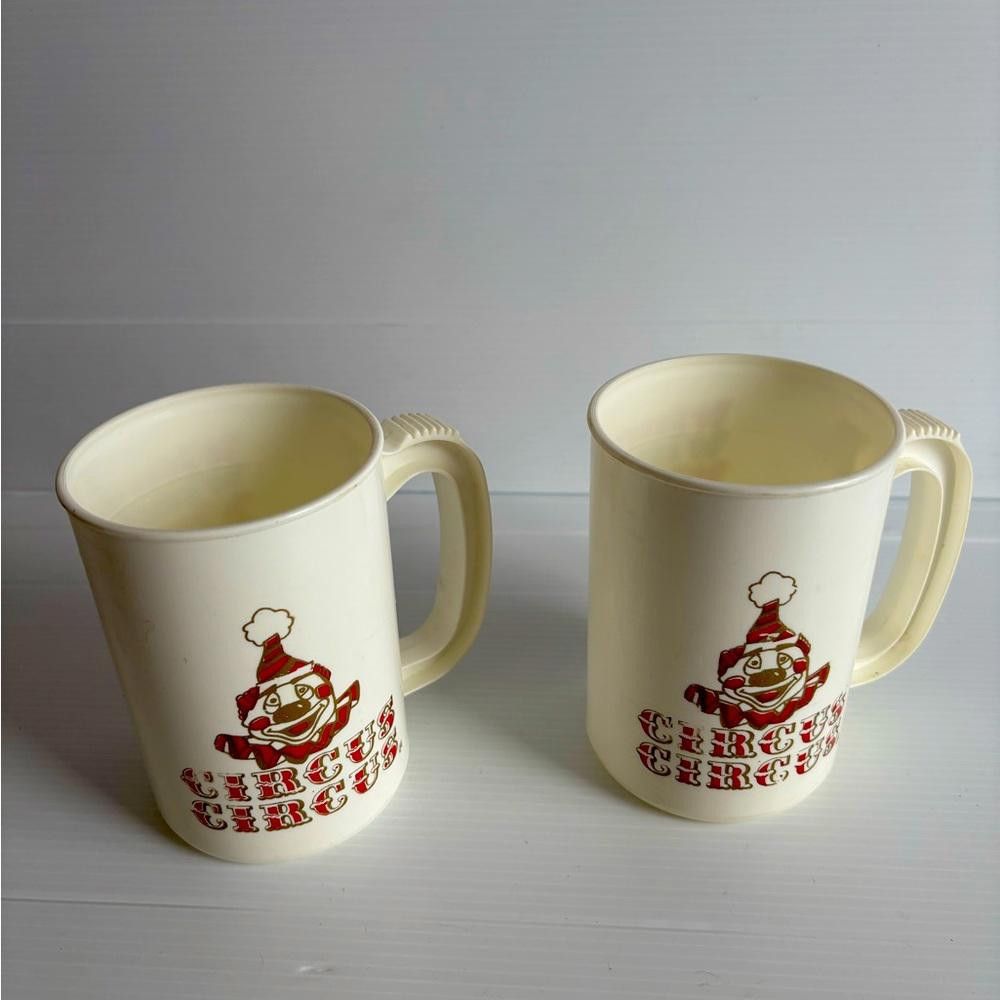 Designer Circus Circus Casino plastic Mugs - Set of 2 Size ONE SIZE - 1 Thumbnail