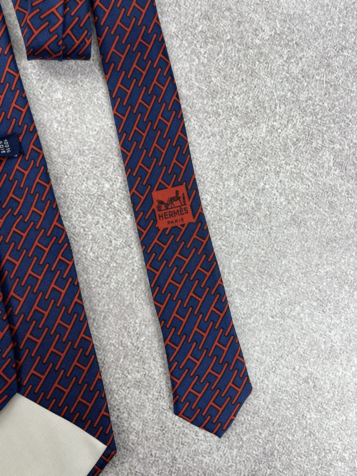 Hermes × Vintage Vintage Hermes Paris Monogram Silk Tie Size ONE SIZE - 9 Thumbnail