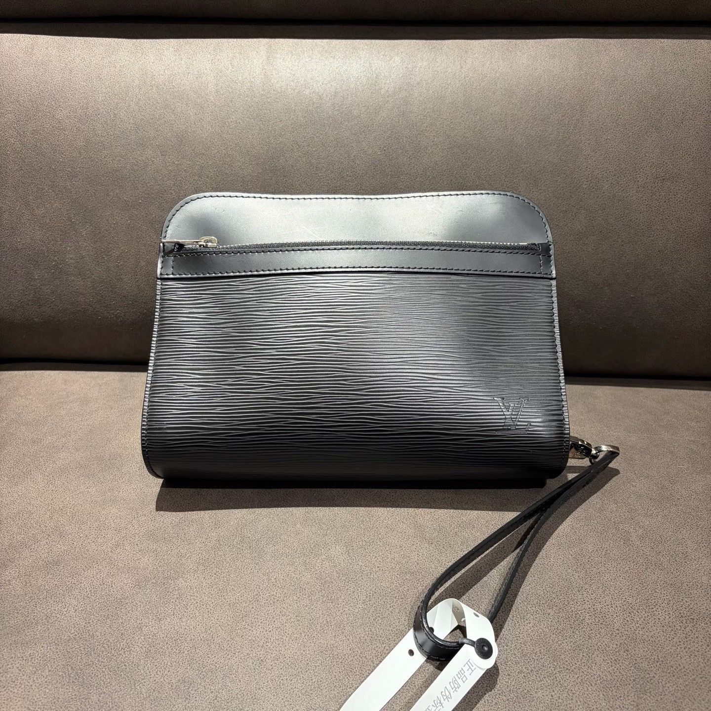 Louis Vuitton Louis Vuitton Black Bag one size Men Size ONE SIZE - 1 Thumbnail